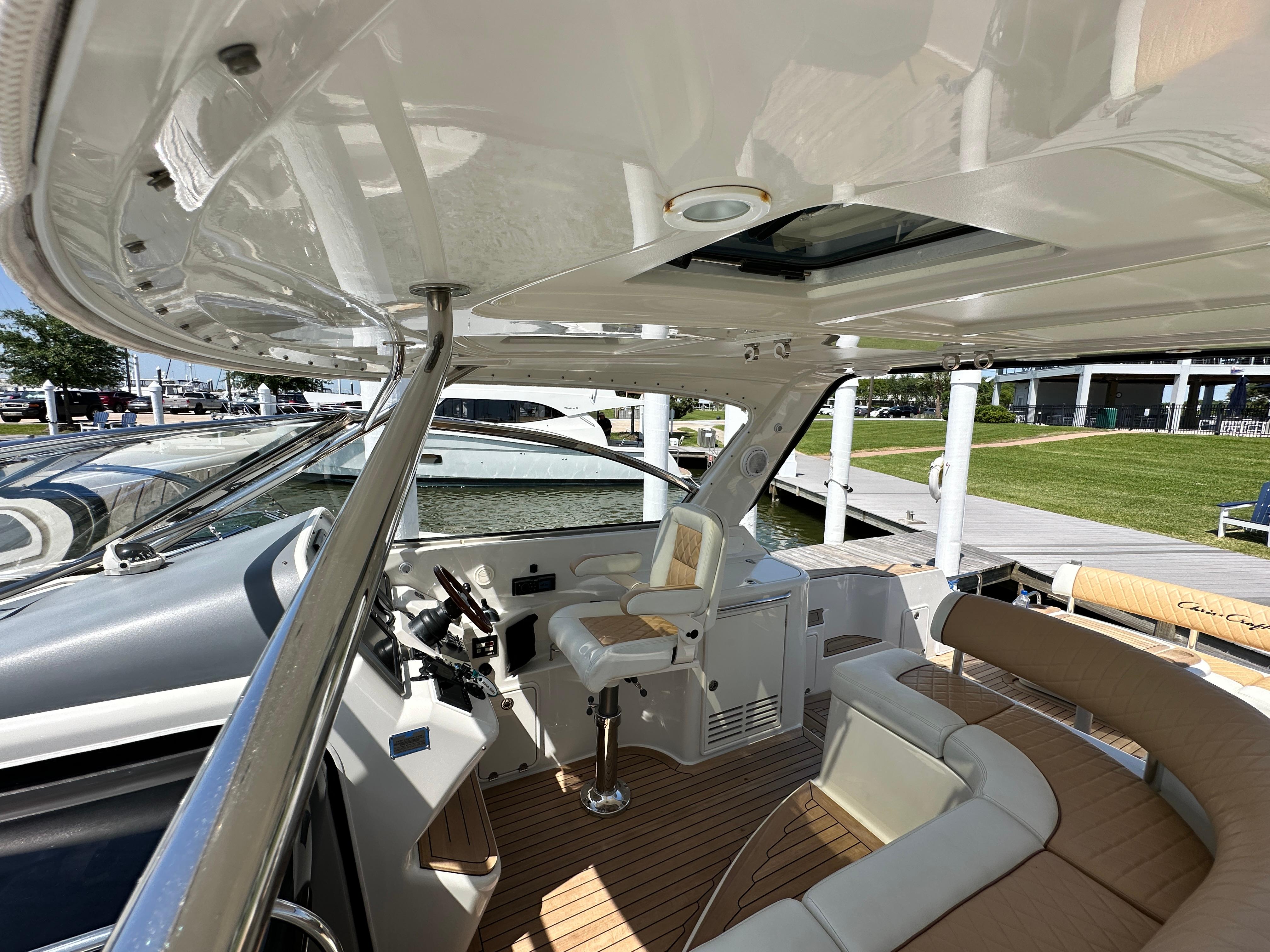 2007-chris-craft-roamer-40-power-9773080-20250508105836335-1_XLARGE