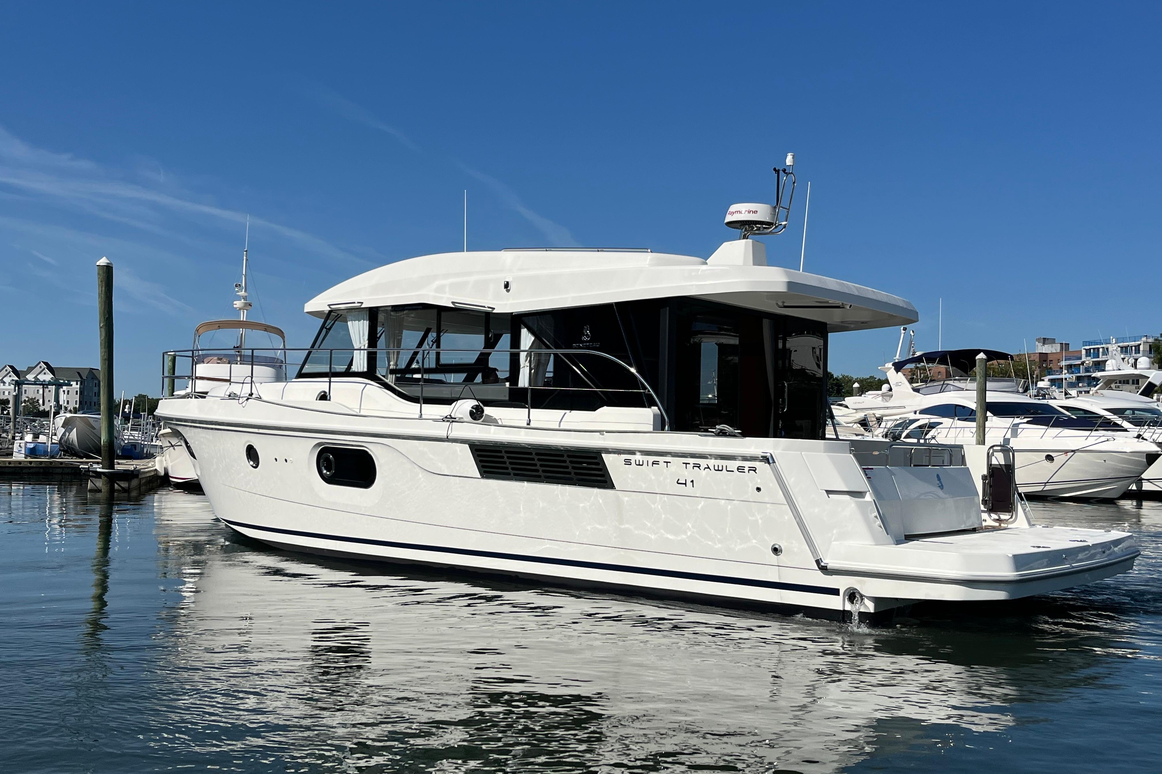 Yacht Photos Pics