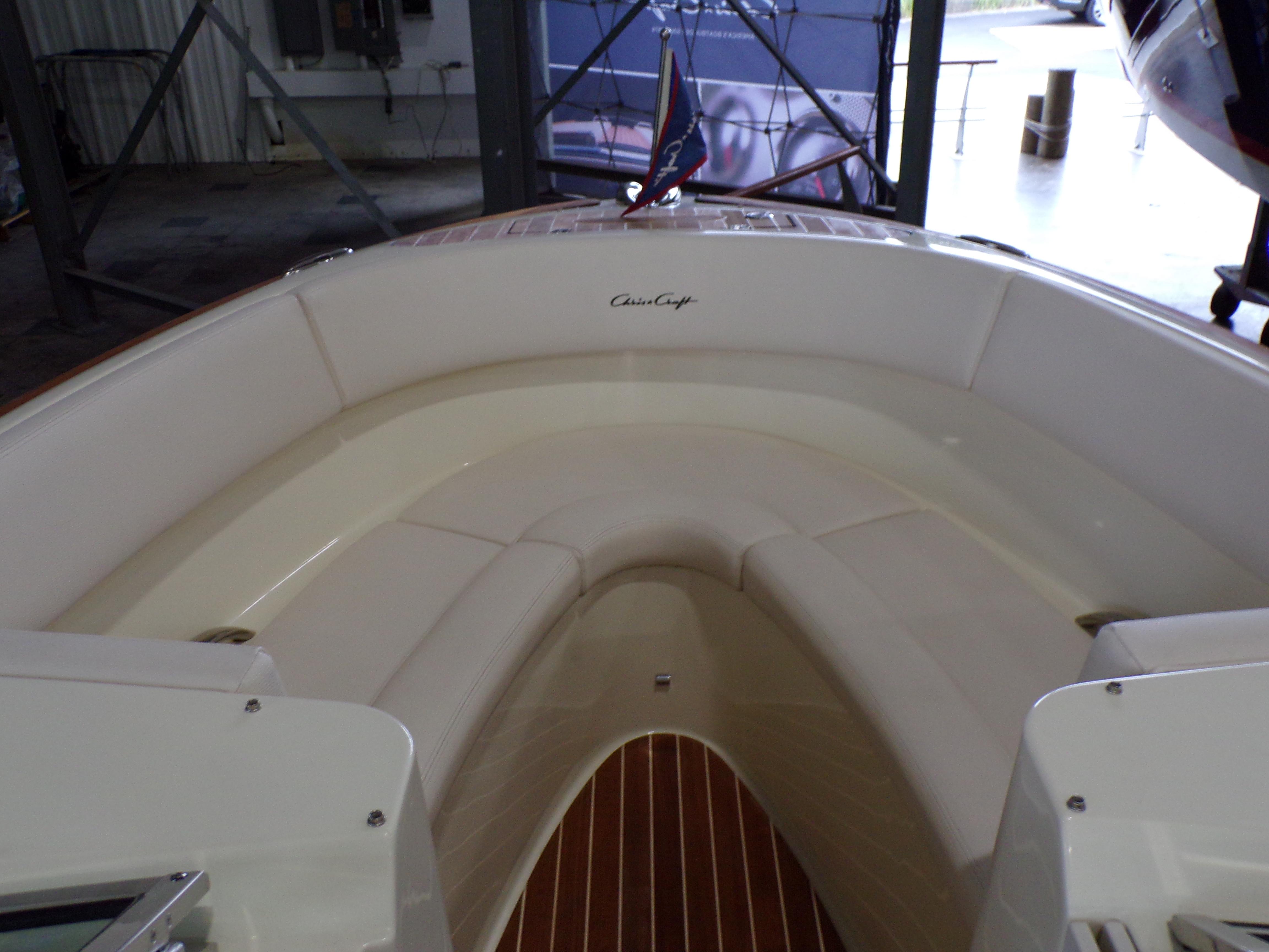 Interior view of a 2021 Chris-Craft Launch 27 boat.