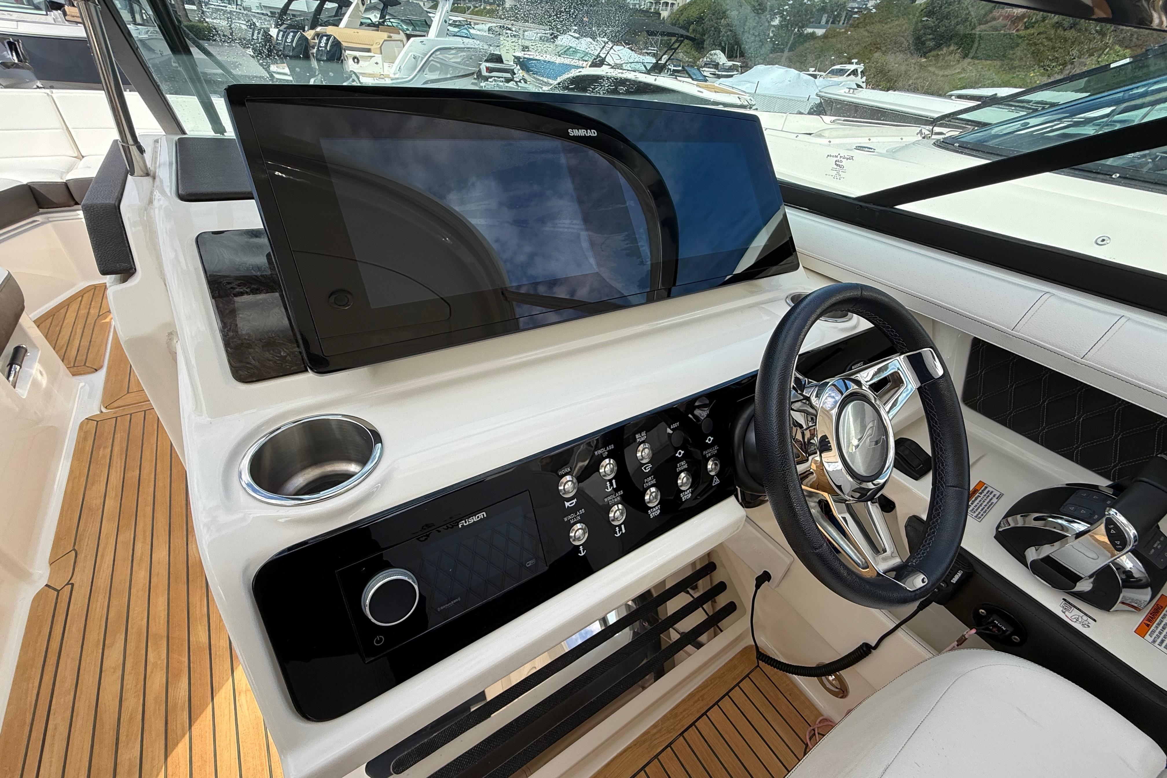 2021 Sea Ray SLX 310 Outboard #TTMB2019B inventory image at Sun Country Marine Group, Newport Beach