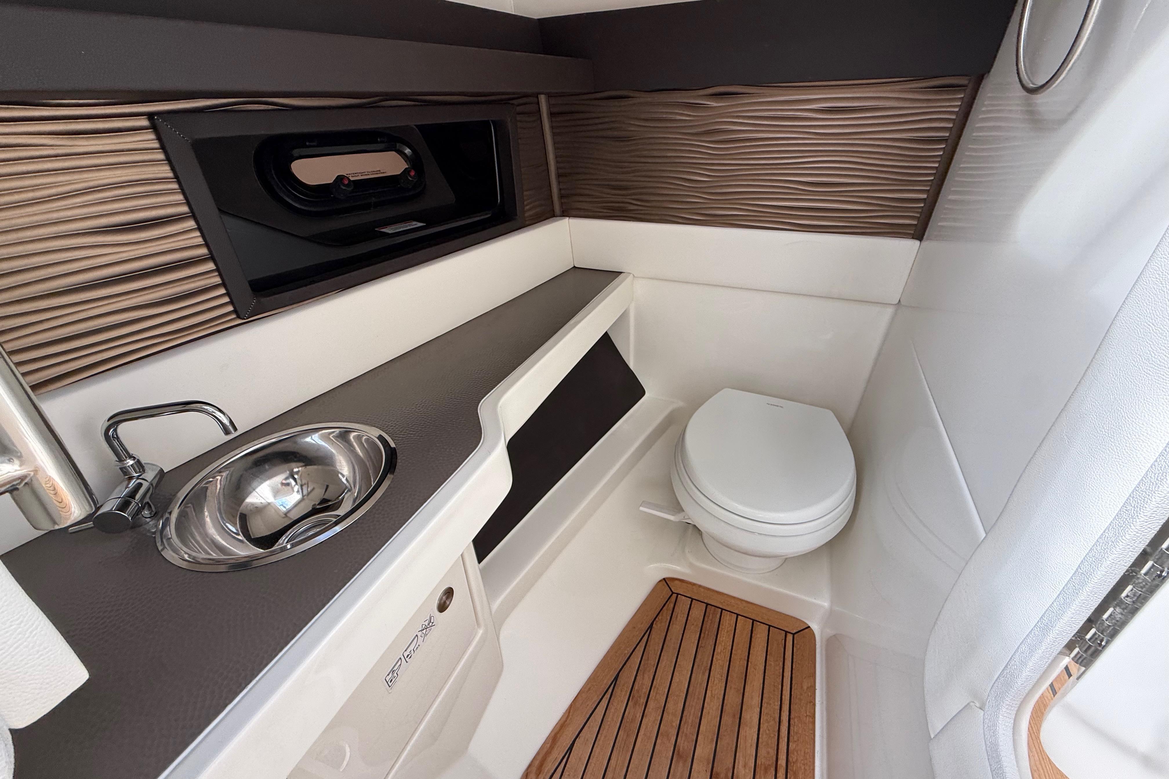 2021 Sea Ray SLX 310 Outboard #TTMB2019B inventory image at Sun Country Marine Group, Newport Beach