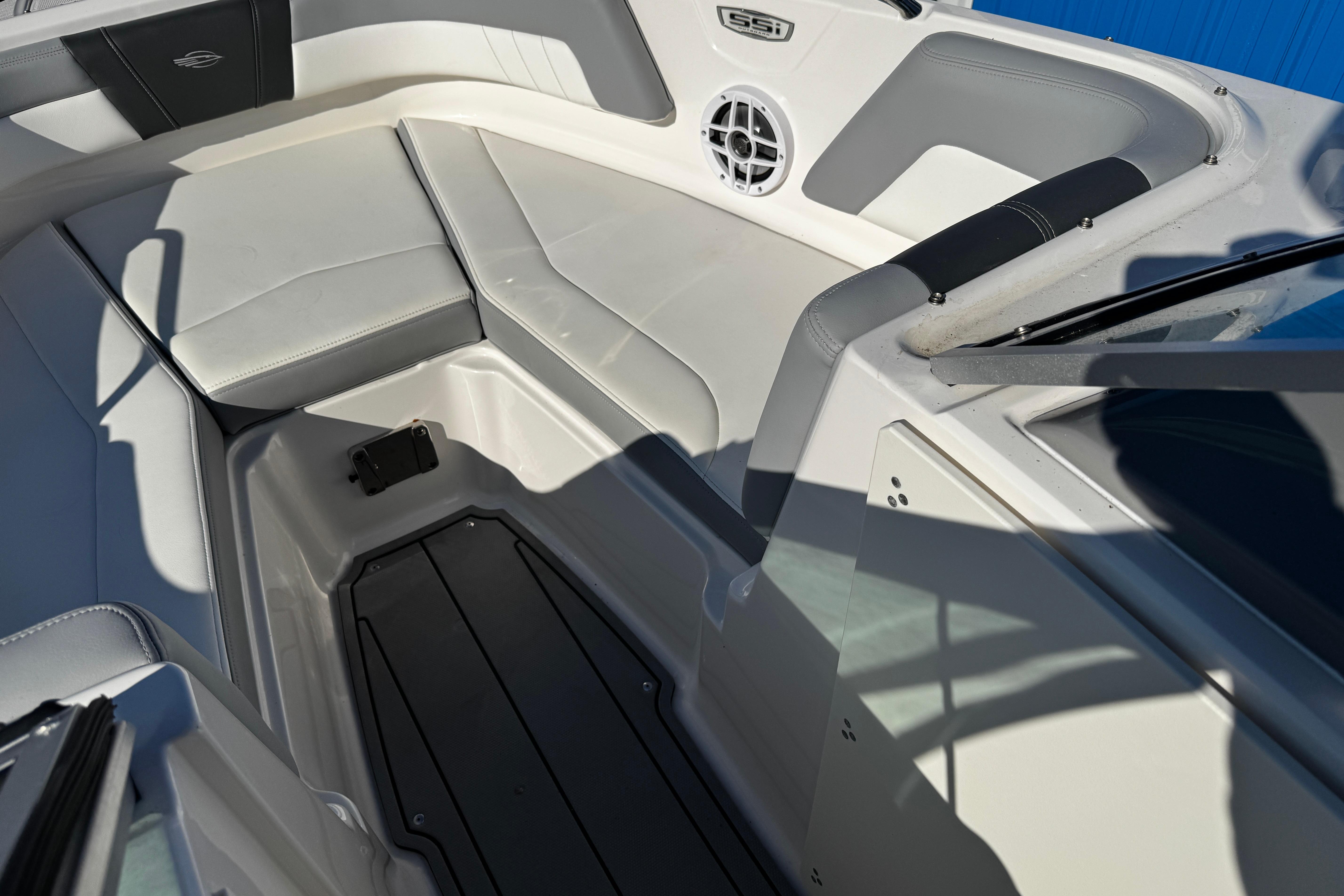 2024-chaparral-21-ssi-ob-power-10013096-20251113123245099-2