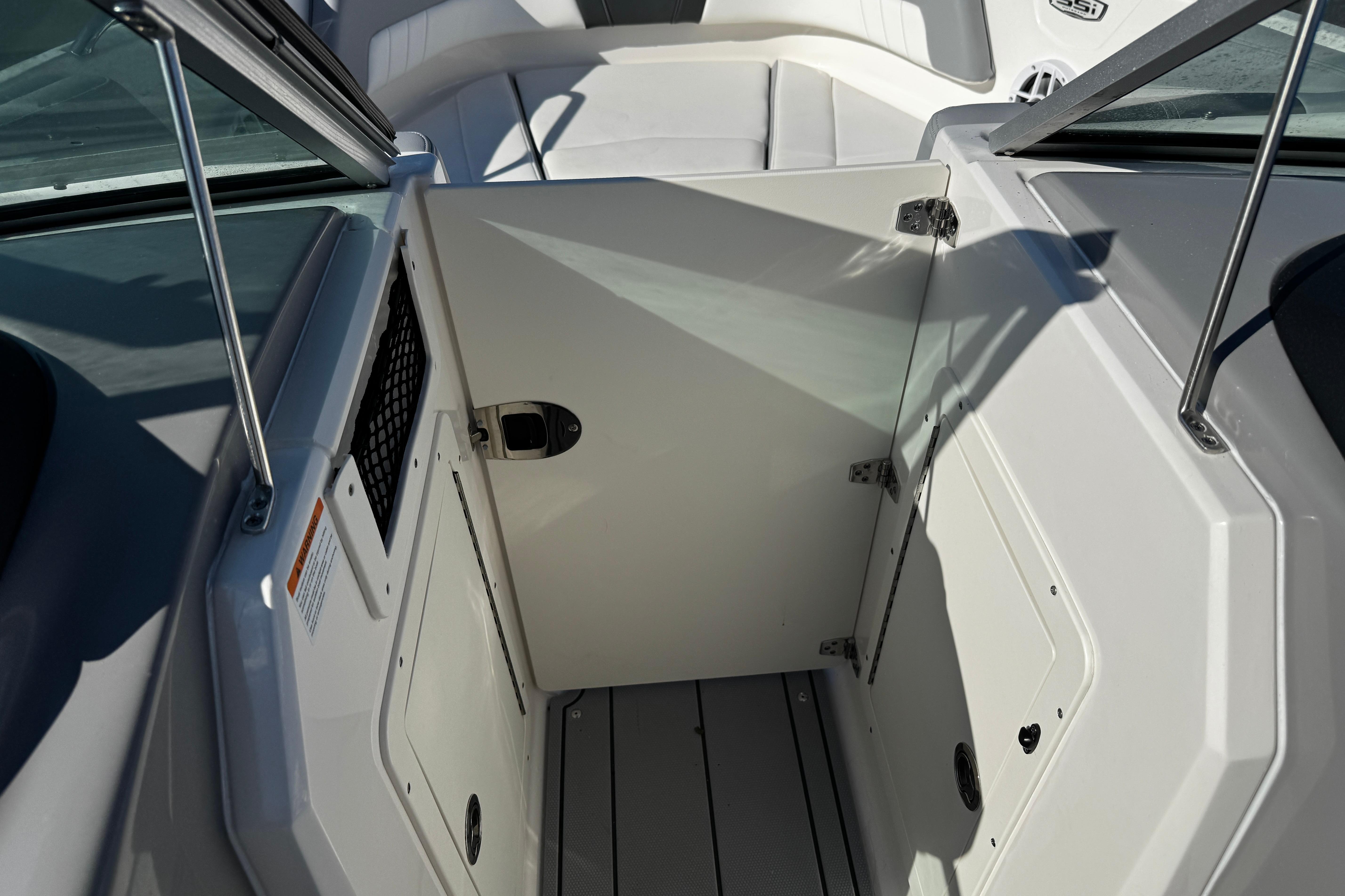 2024-chaparral-21-ssi-ob-power-10013096-20251113123246849-4