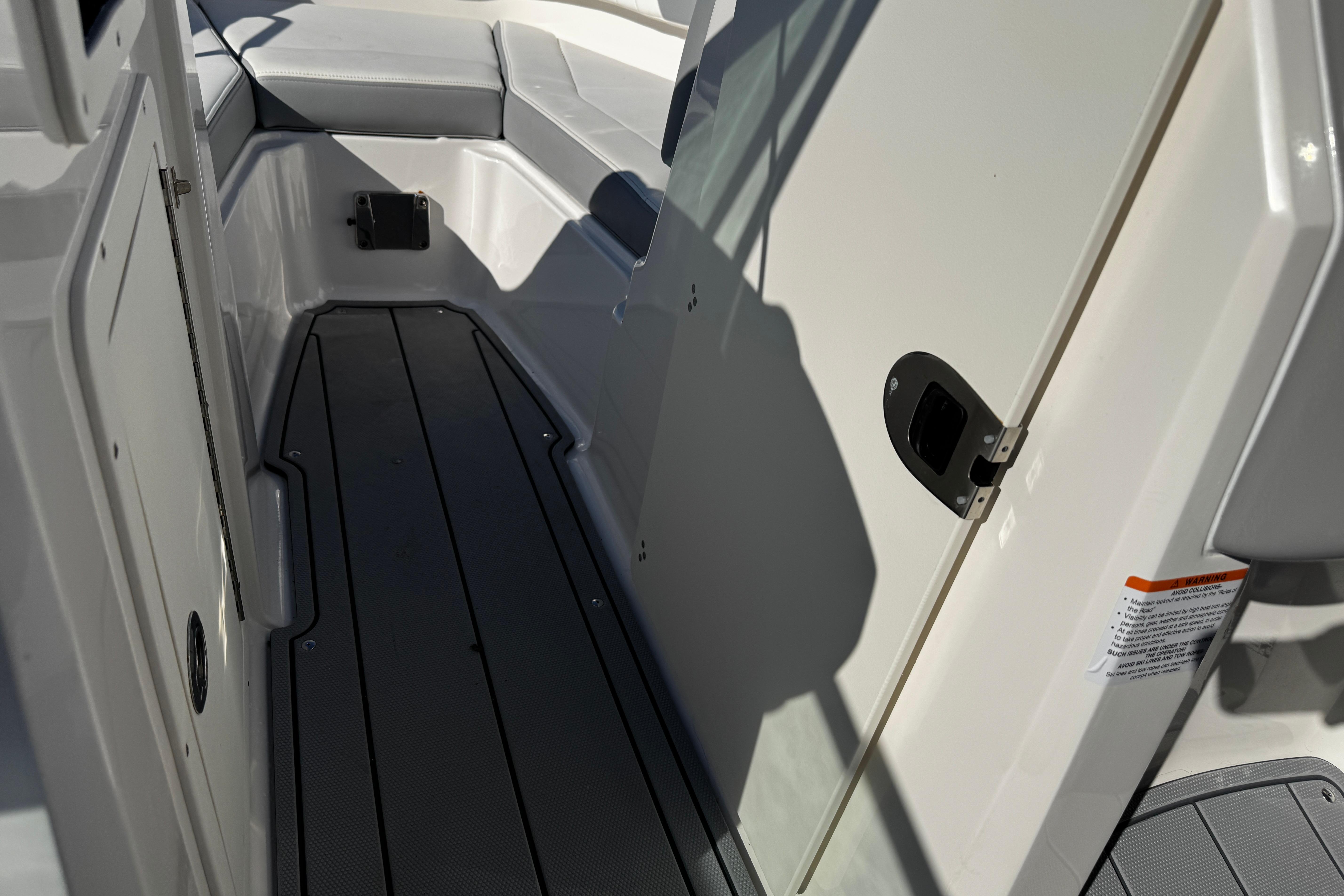 2024-chaparral-21-ssi-ob-power-10013096-20251113123345722-1