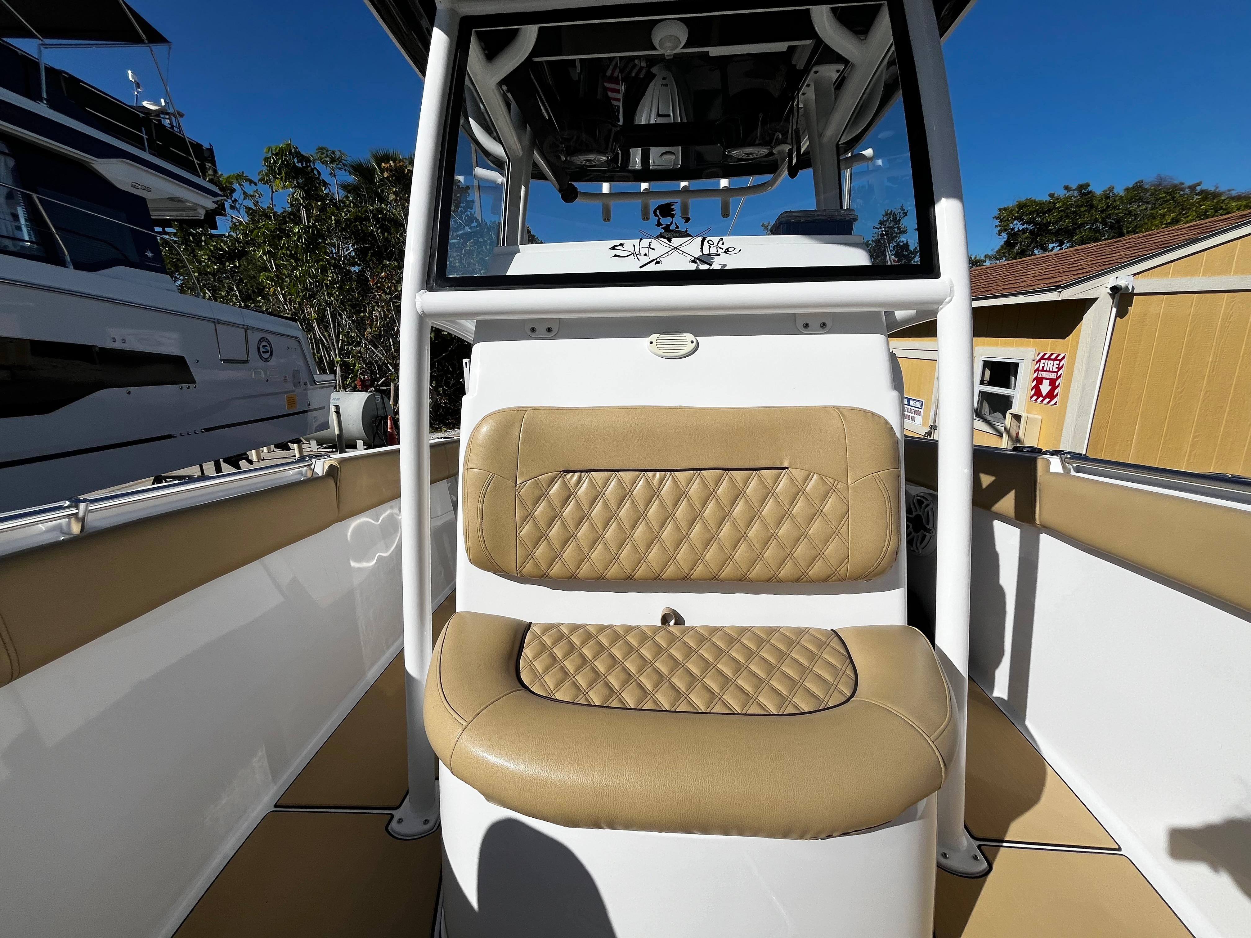 2021 Sportsman Heritage 251 Center Console-39