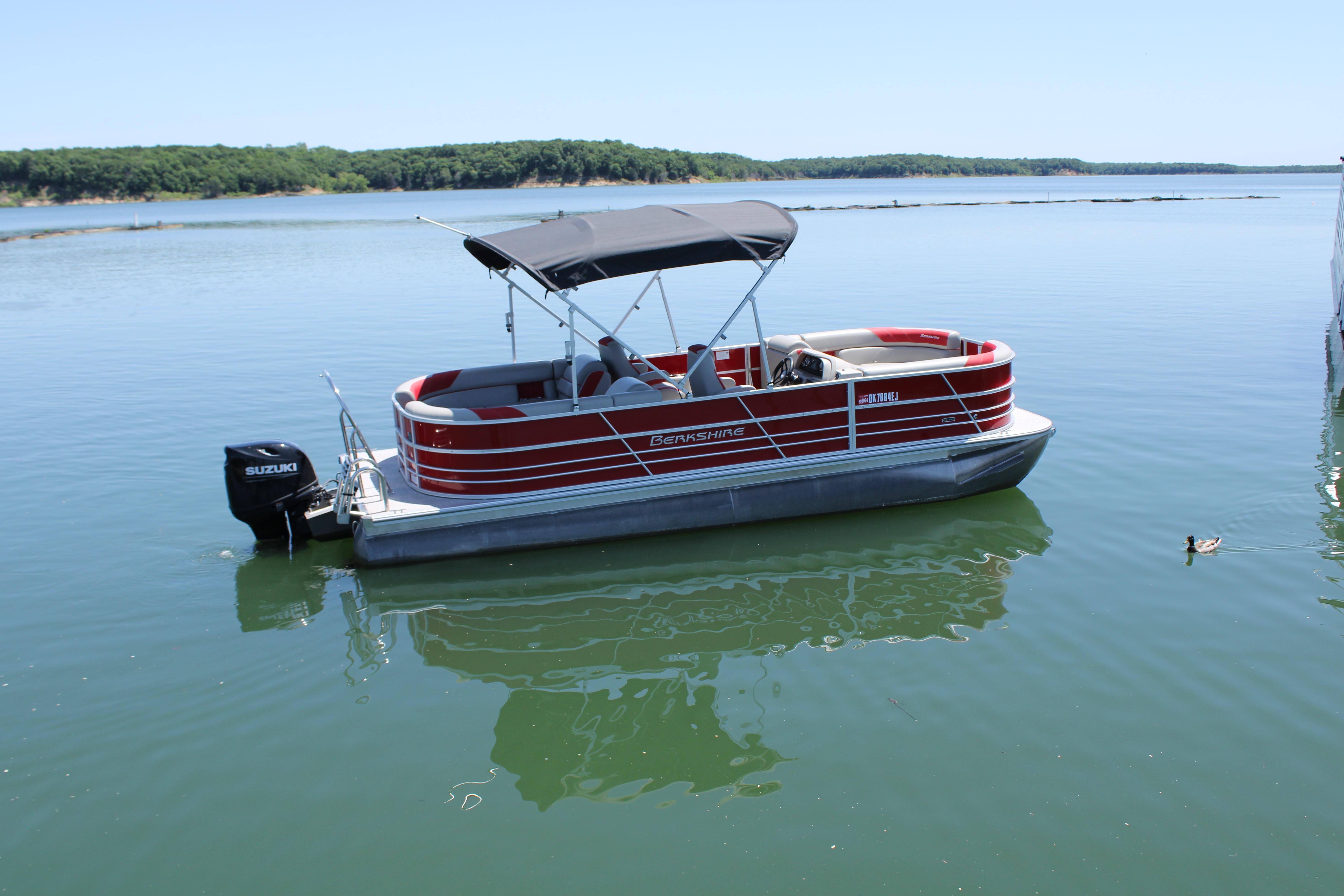 2024 Berkshire 24RFX LE / Suzuki 140 - Image 4