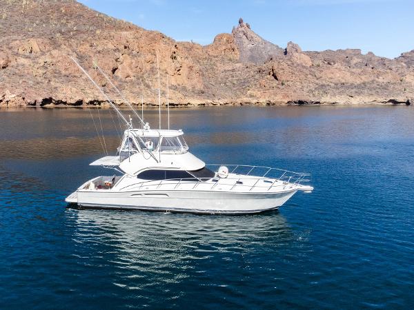47' Riviera, Listing Number 100916577, Image No. 1