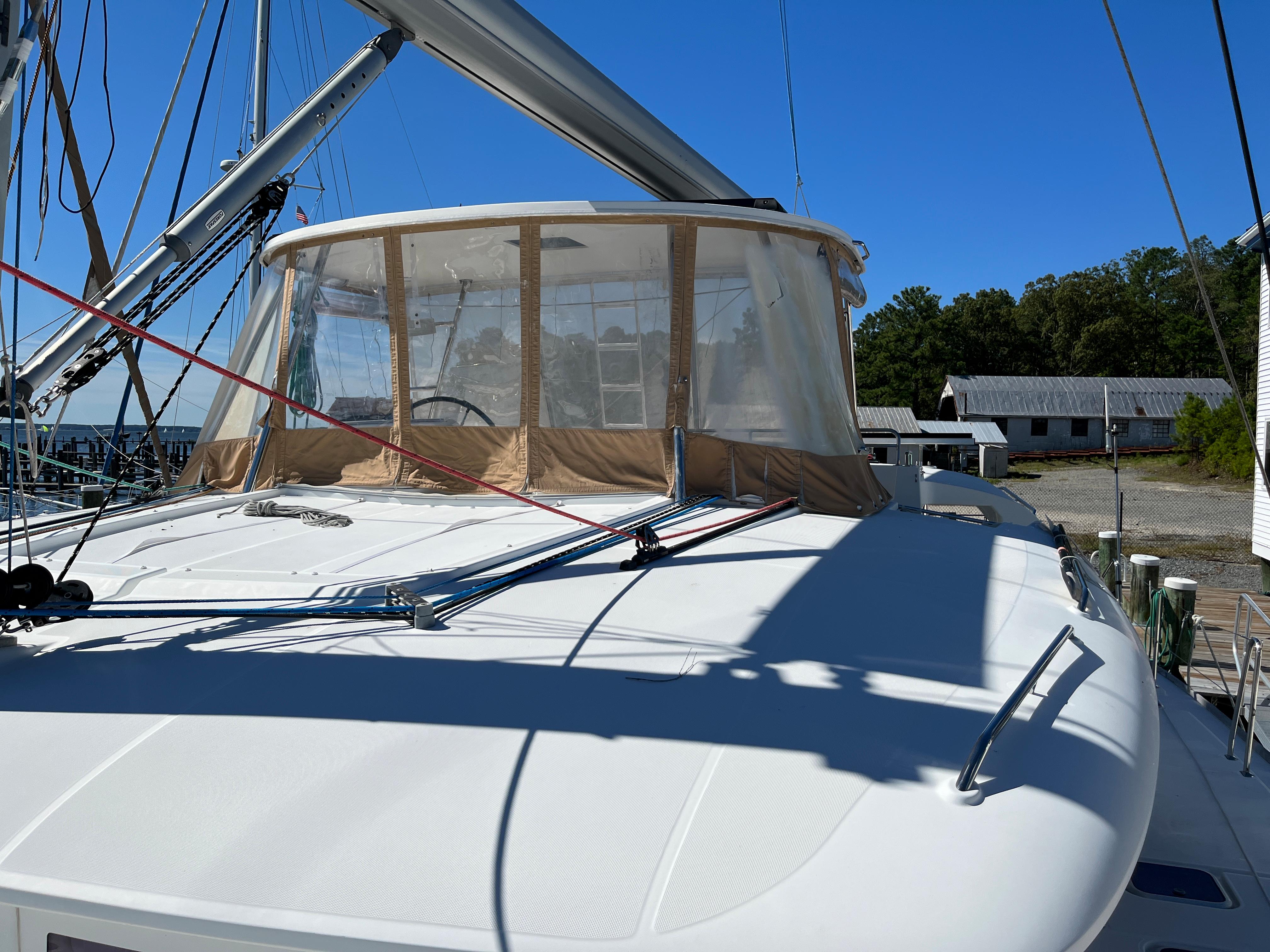 2011 Lagoon 450 F For Sale | YaZu Yachting | Deltaville