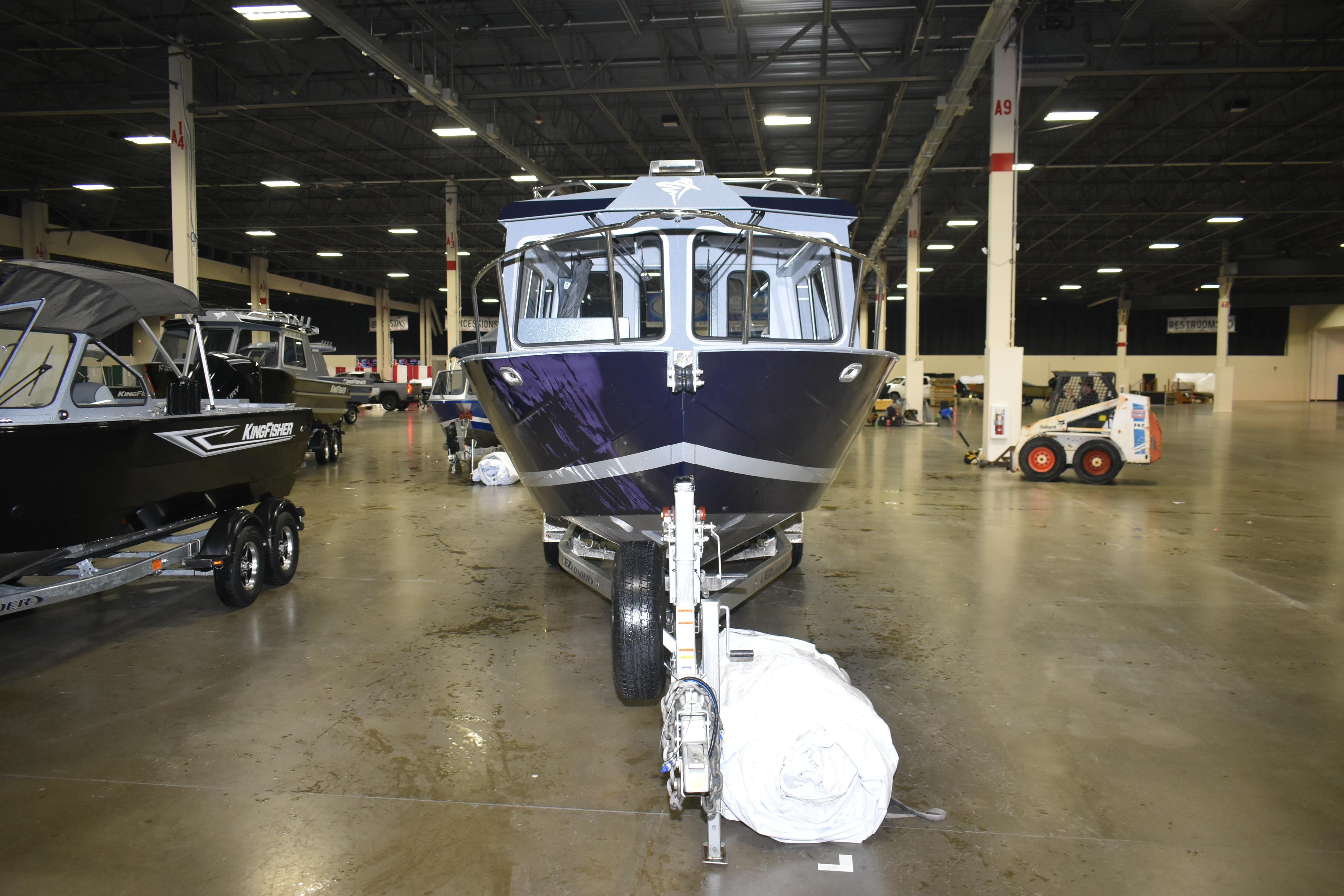 2026 KingFisher 2825 Coastal Express Gallery