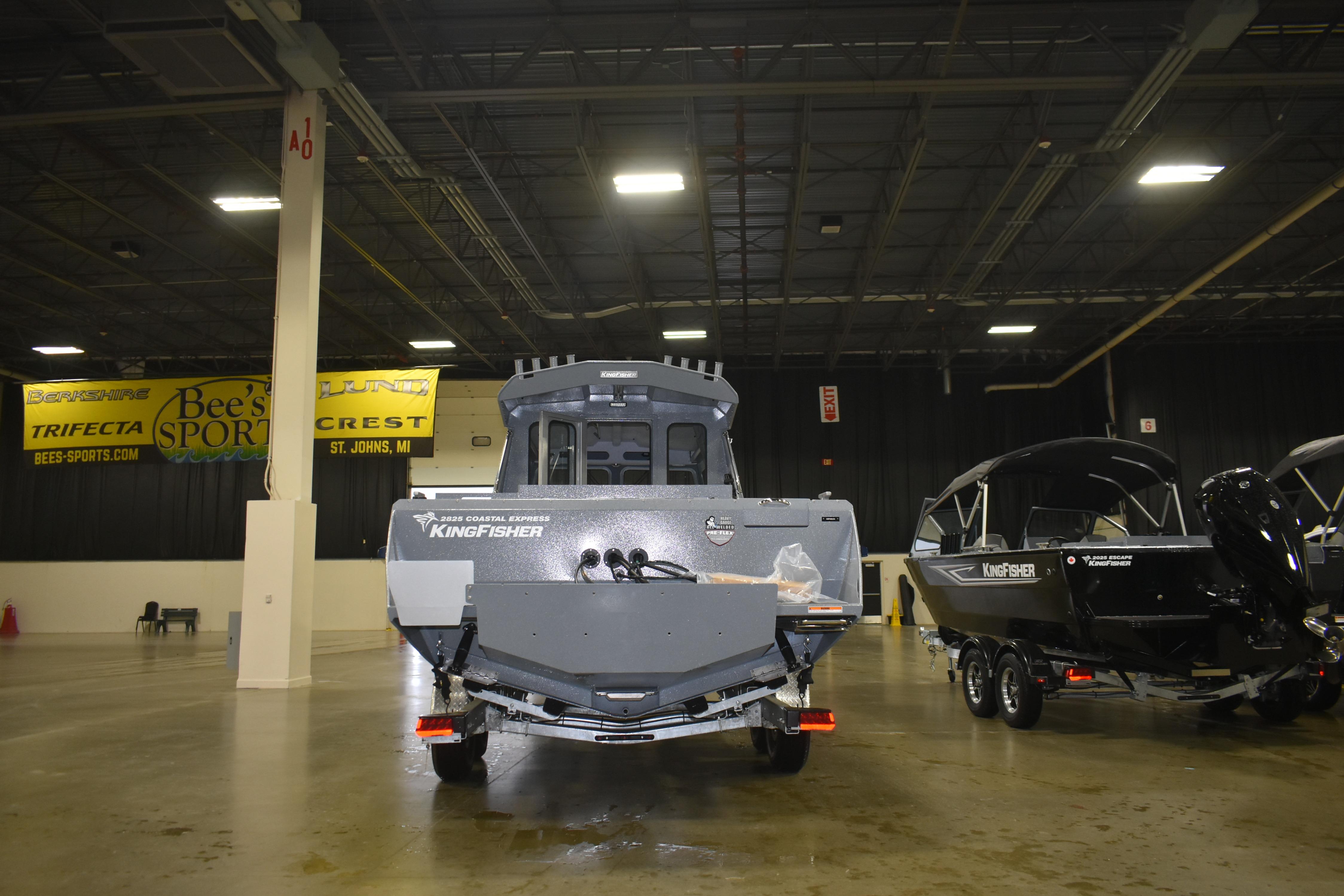 2026 KingFisher 2825 Coastal Express Gallery