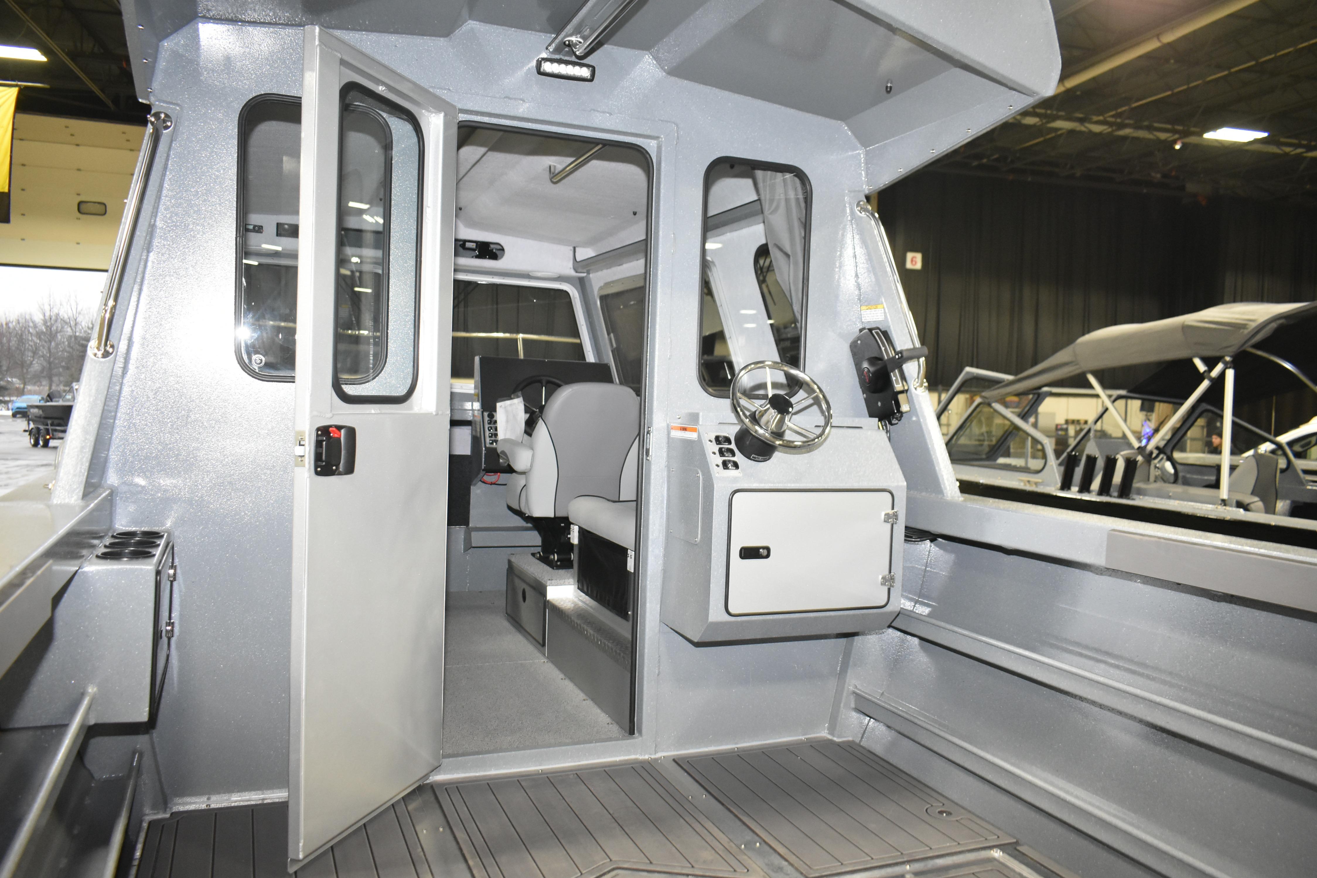 2026 KingFisher 2825 Coastal Express Gallery