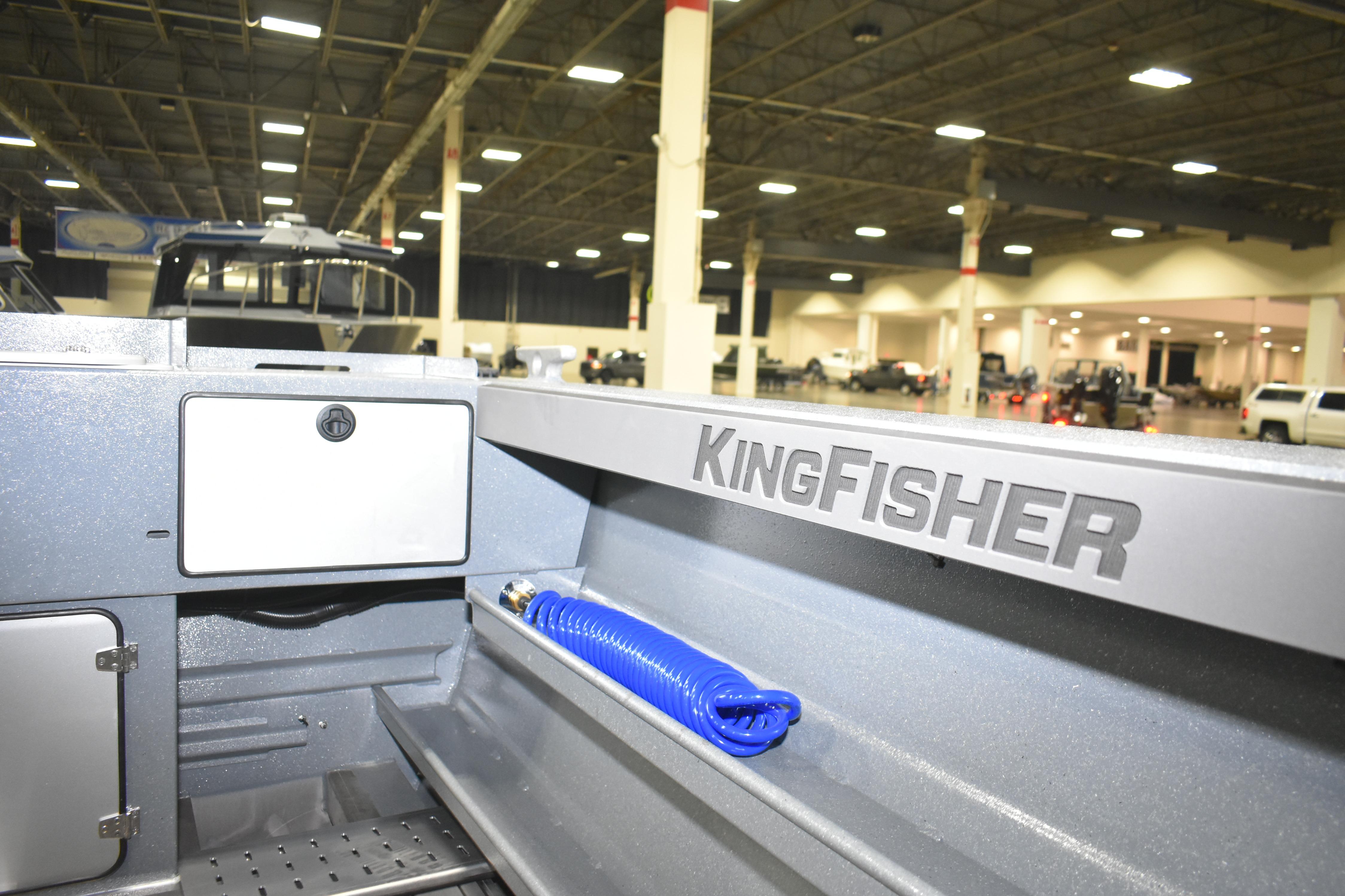 2026 KingFisher 2825 Coastal Express Gallery