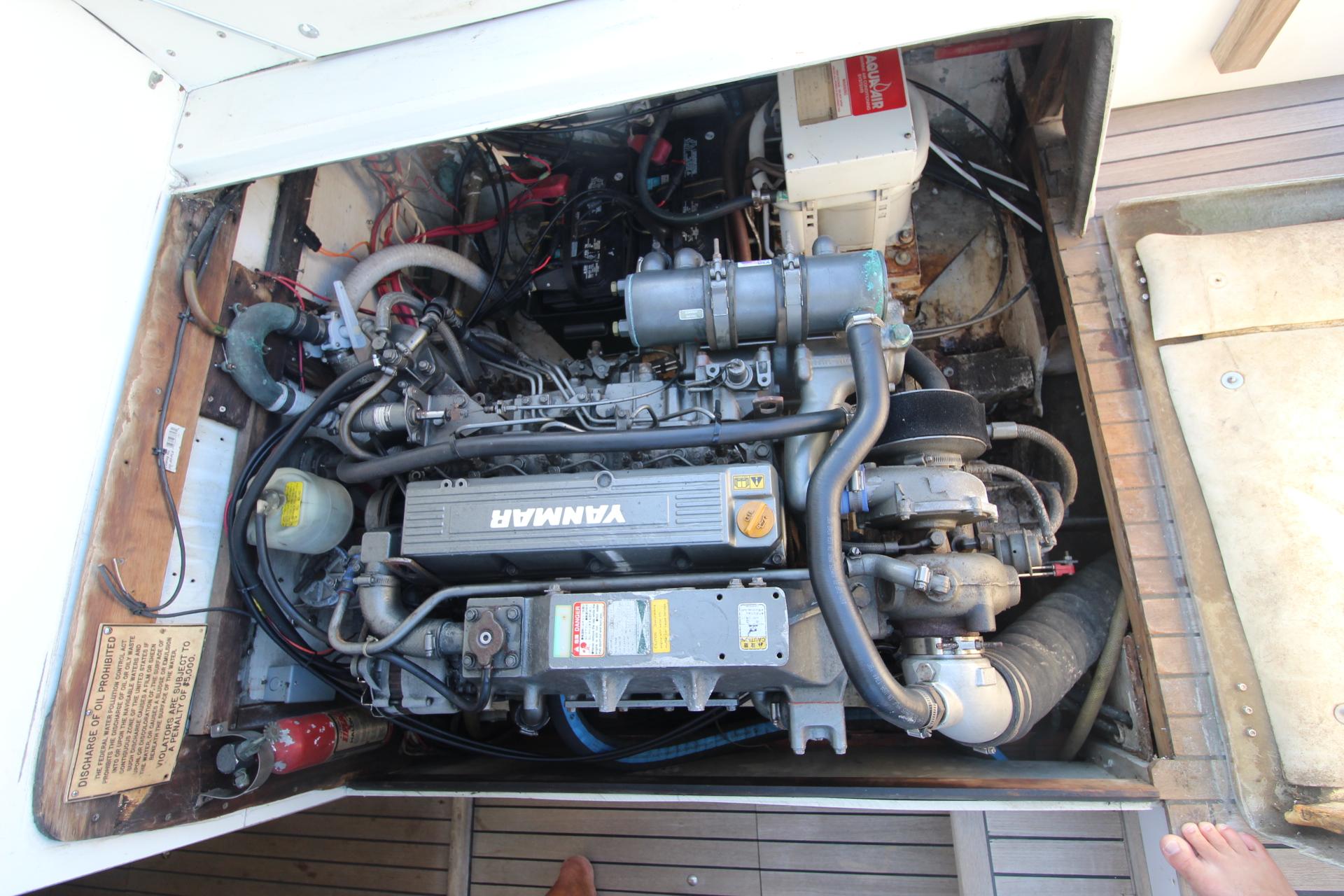 Bertram 31-Engines