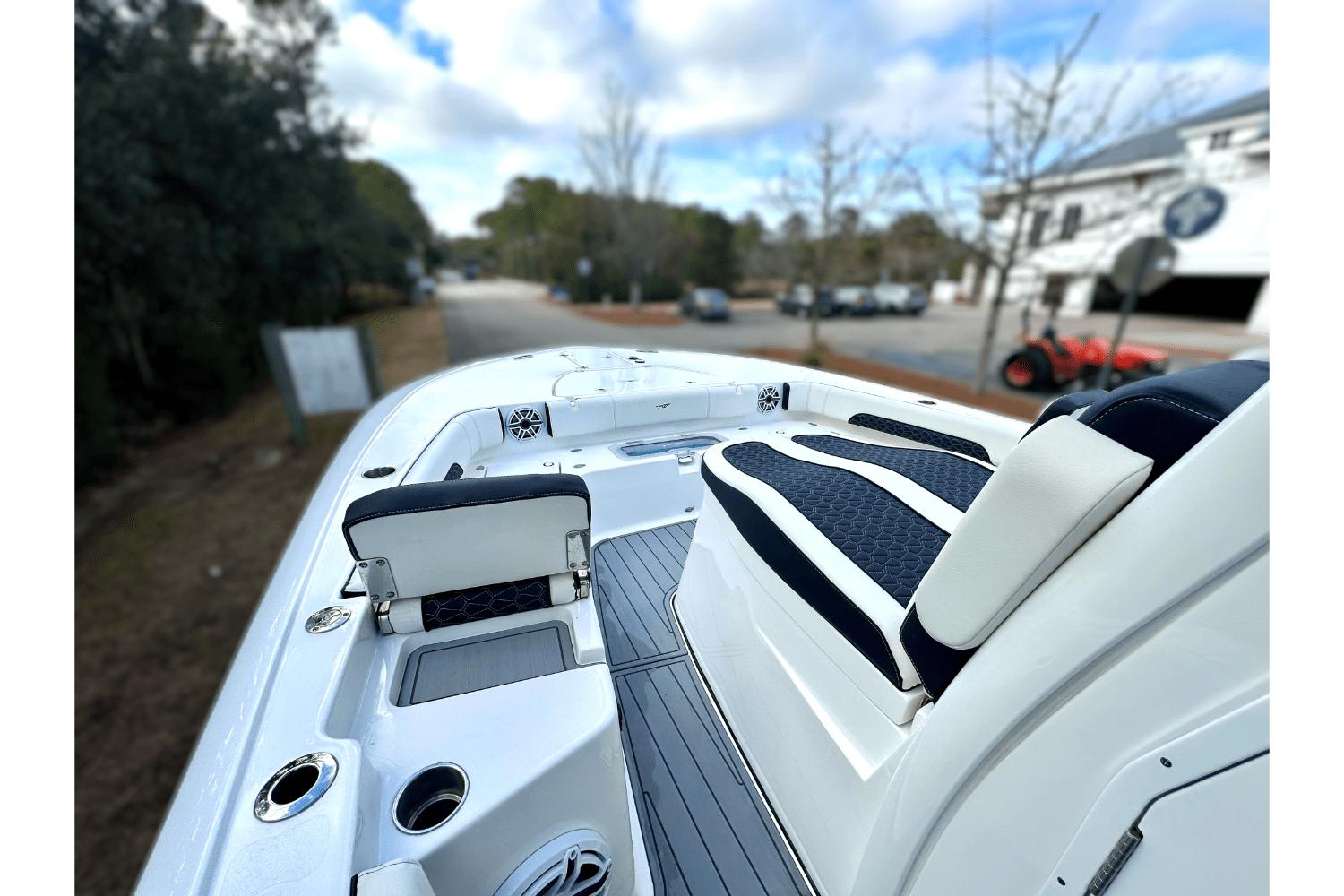 2024-tidewater-3100-carolina-bay-power-9673128-973511035-0-040220250741-16