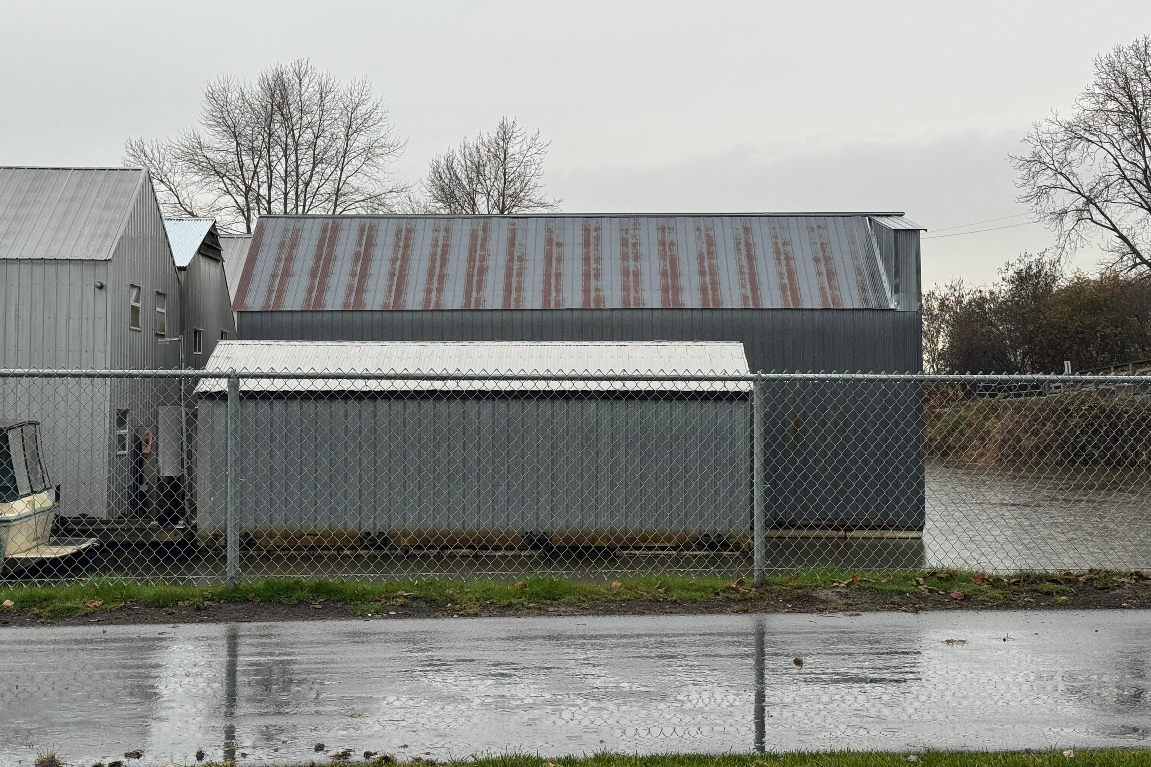 Vessel image loading...