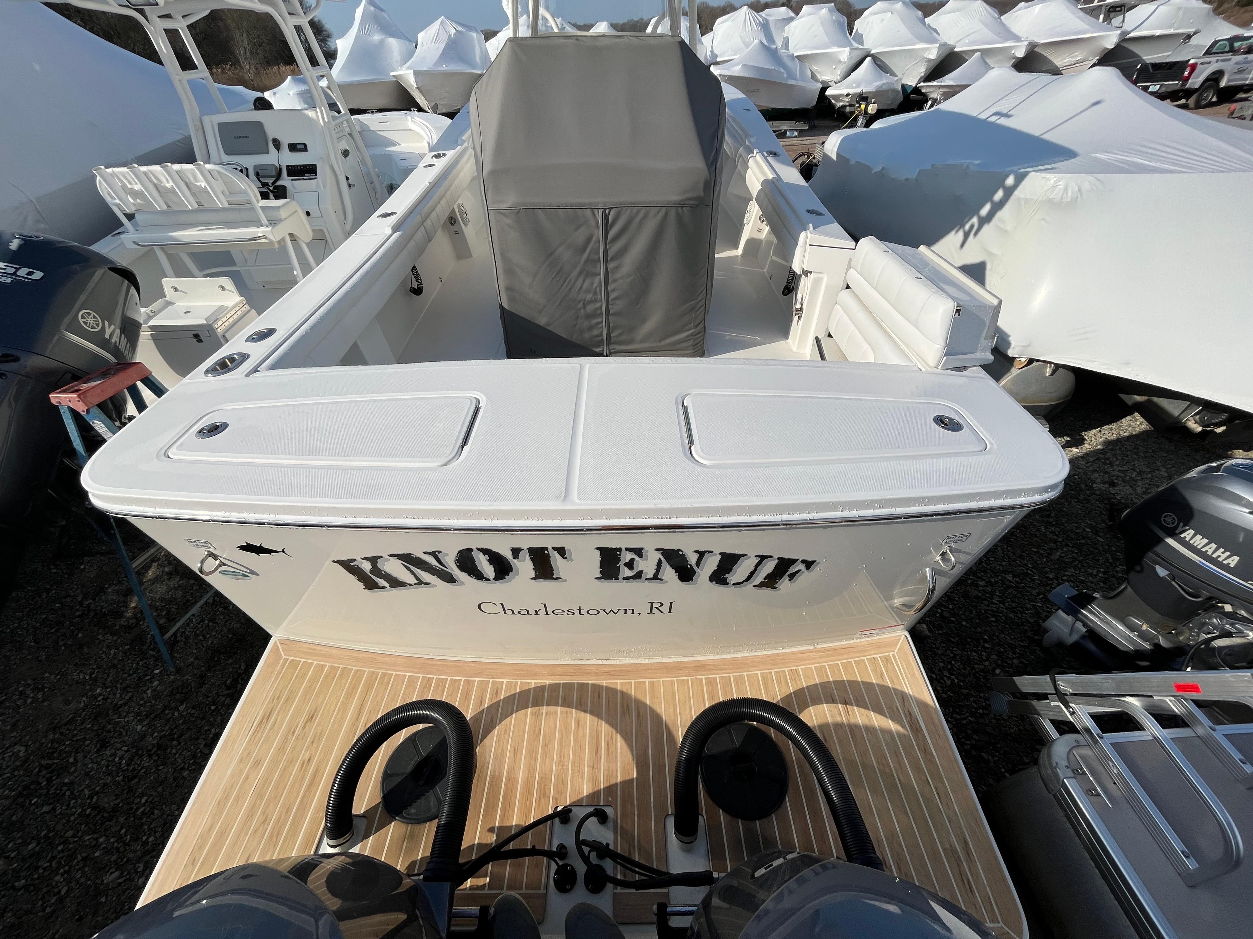 2018 Regulator 31 Photo