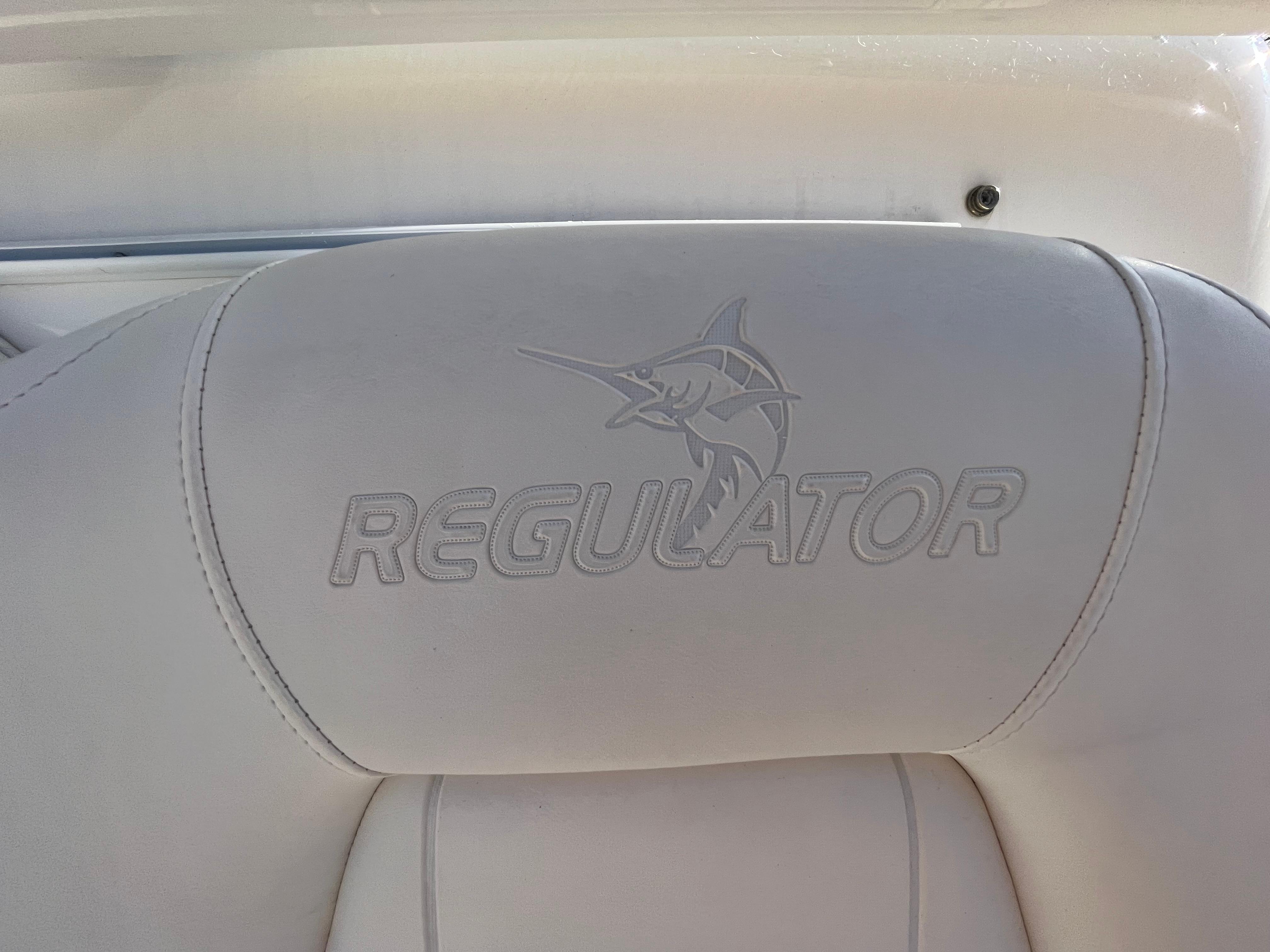 2018 Regulator 31 Photo