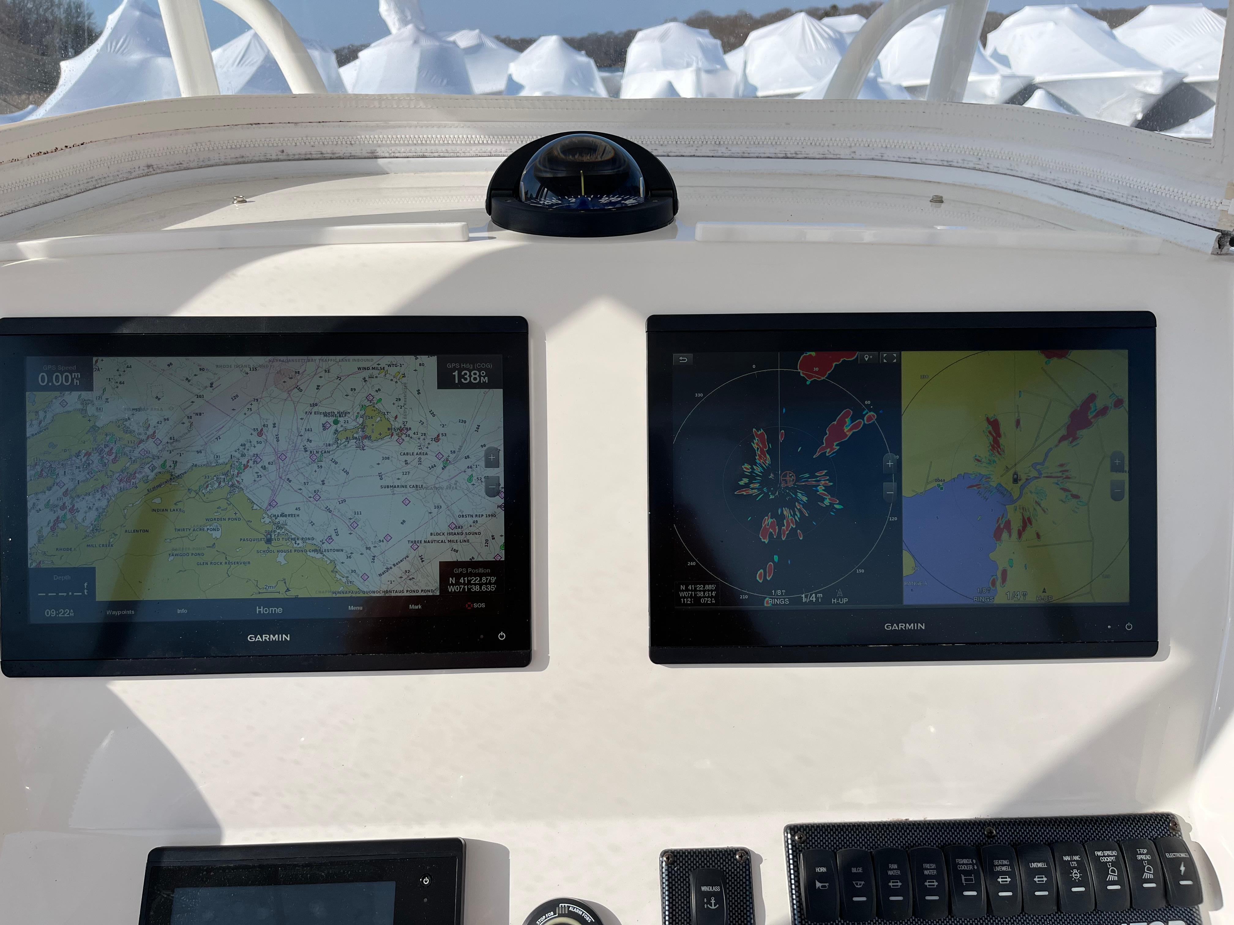 2018 Regulator 31 Photo