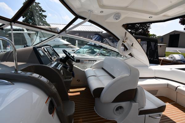 36' Cruisers Yachts, Listing Number 100916971, - Photo No. 19