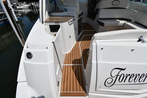 36' Cruisers Yachts, Listing Number 100916971, - Photo No. 28