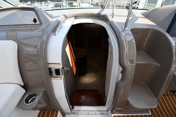 36' Cruisers Yachts, Listing Number 100916971, - Photo No. 32