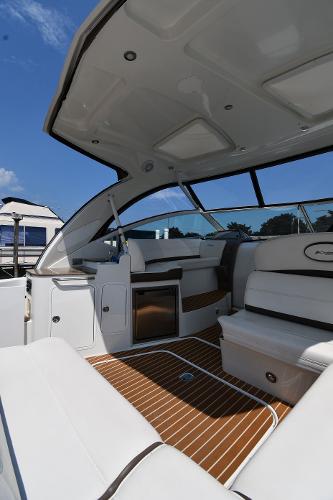 36' Cruisers Yachts, Listing Number 100916971, - Photo No. 24