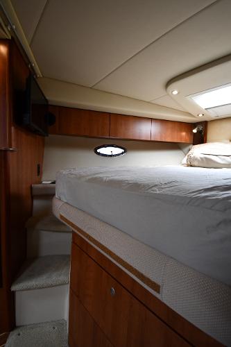 36' Cruisers Yachts, Listing Number 100916971, - Photo No. 37