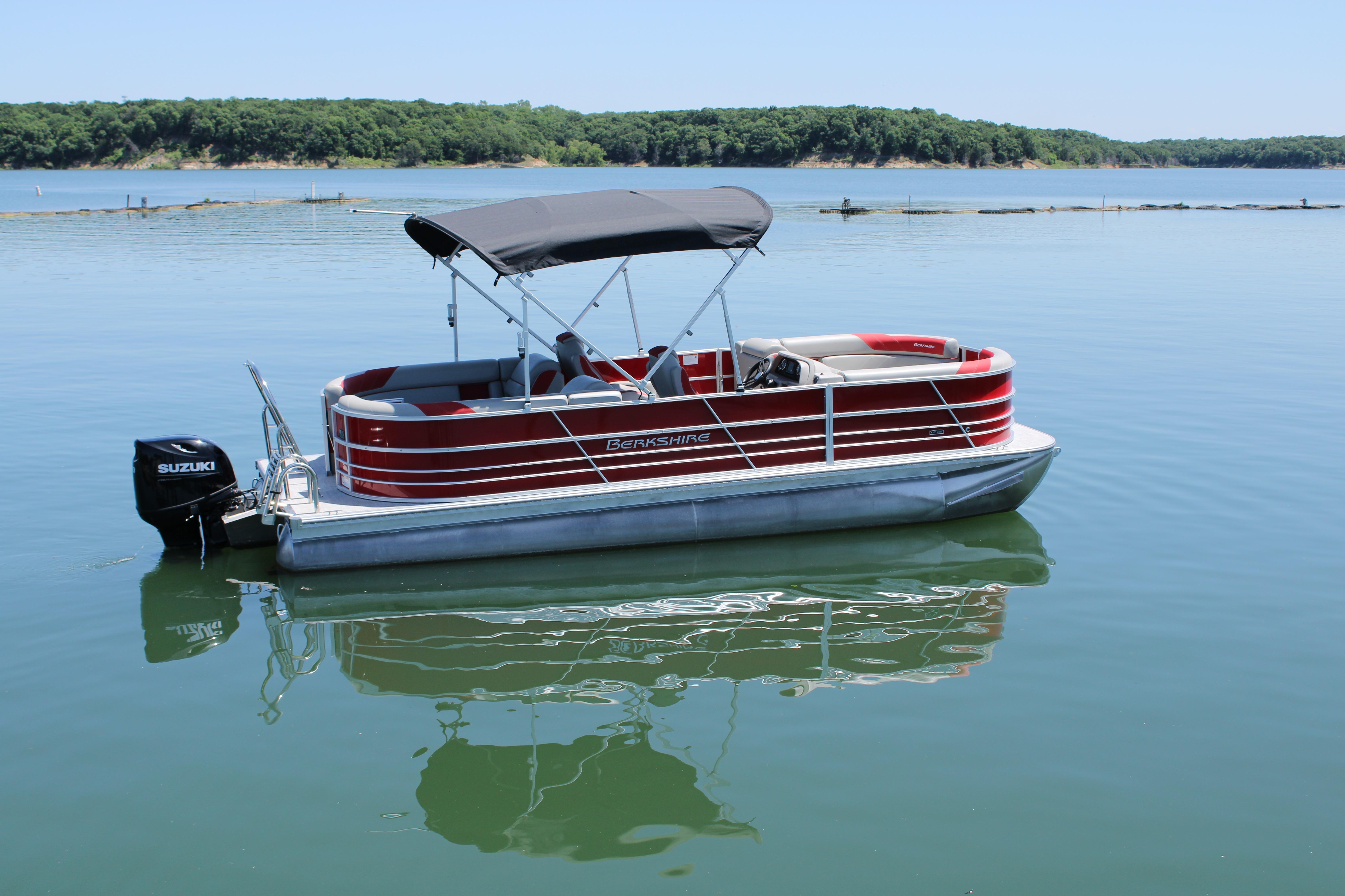 2024 Berkshire 24RFX LE / Suzuki 140 - Image 4