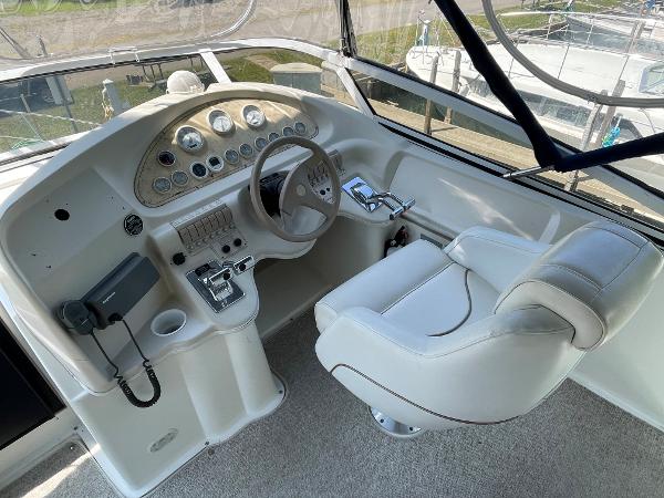 35' Cruisers Yachts, Listing Number 100900903, Image No. 19