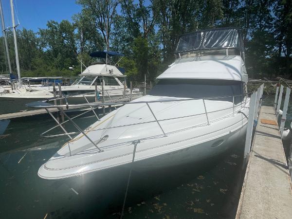 35' Cruisers Yachts, Listing Number 100900903, Image No. 46