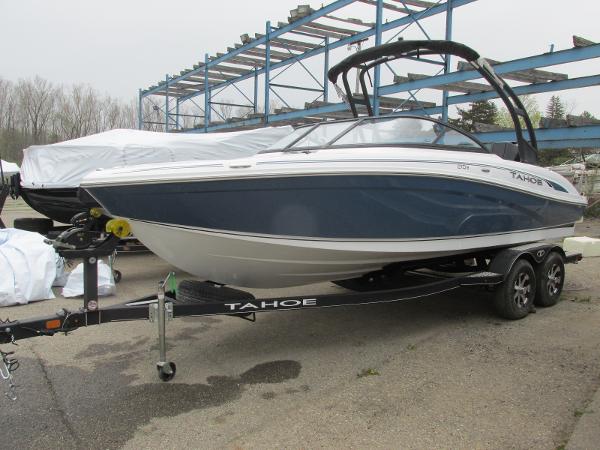 2021 Tahoe boat for sale, model of the boat is 210S & Image # 1 of 21