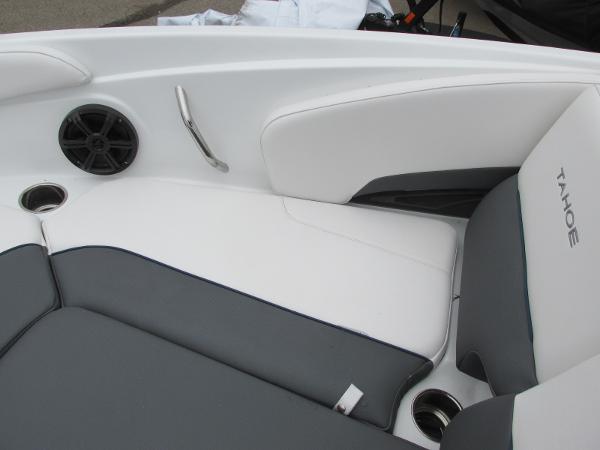 2021 Tahoe boat for sale, model of the boat is 210S & Image # 15 of 21