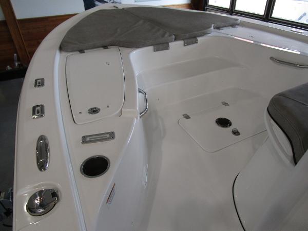 2021 Sea Pro boat for sale, model of the boat is 248 DLX BAY & Image # 21 of 34