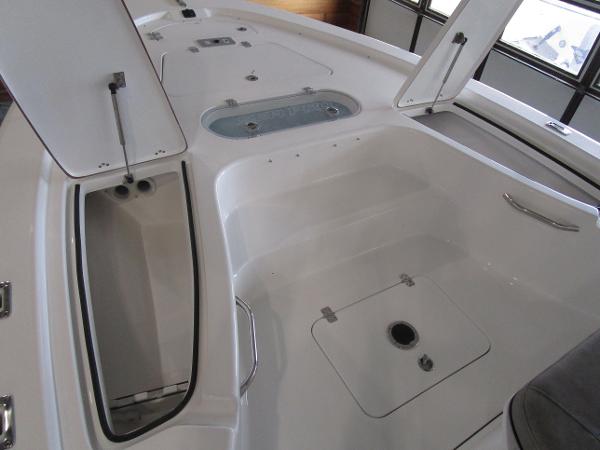 2021 Sea Pro boat for sale, model of the boat is 248 DLX BAY & Image # 26 of 34