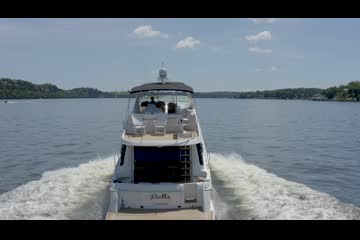 Carver 570 Voyager Pilothouse video