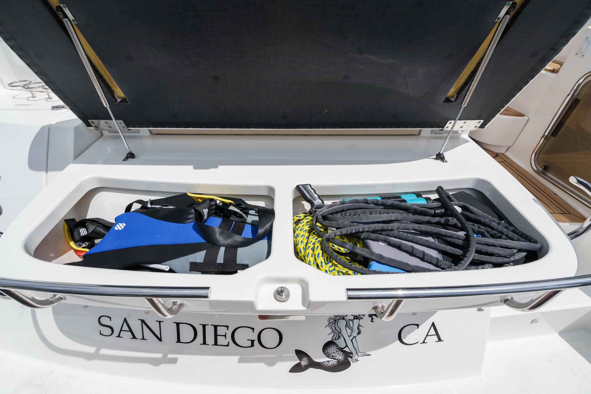 2014 Sea Ray 540 Sundancer #TBMC1870LLC inventory image at Sun Country Yachts, San Diego Marriott Marquis 2014 Sea Ray 540 Sundancer #TBMC1870LLC inventory image at Sun Country Yachts, San Diego Marriott Marquis