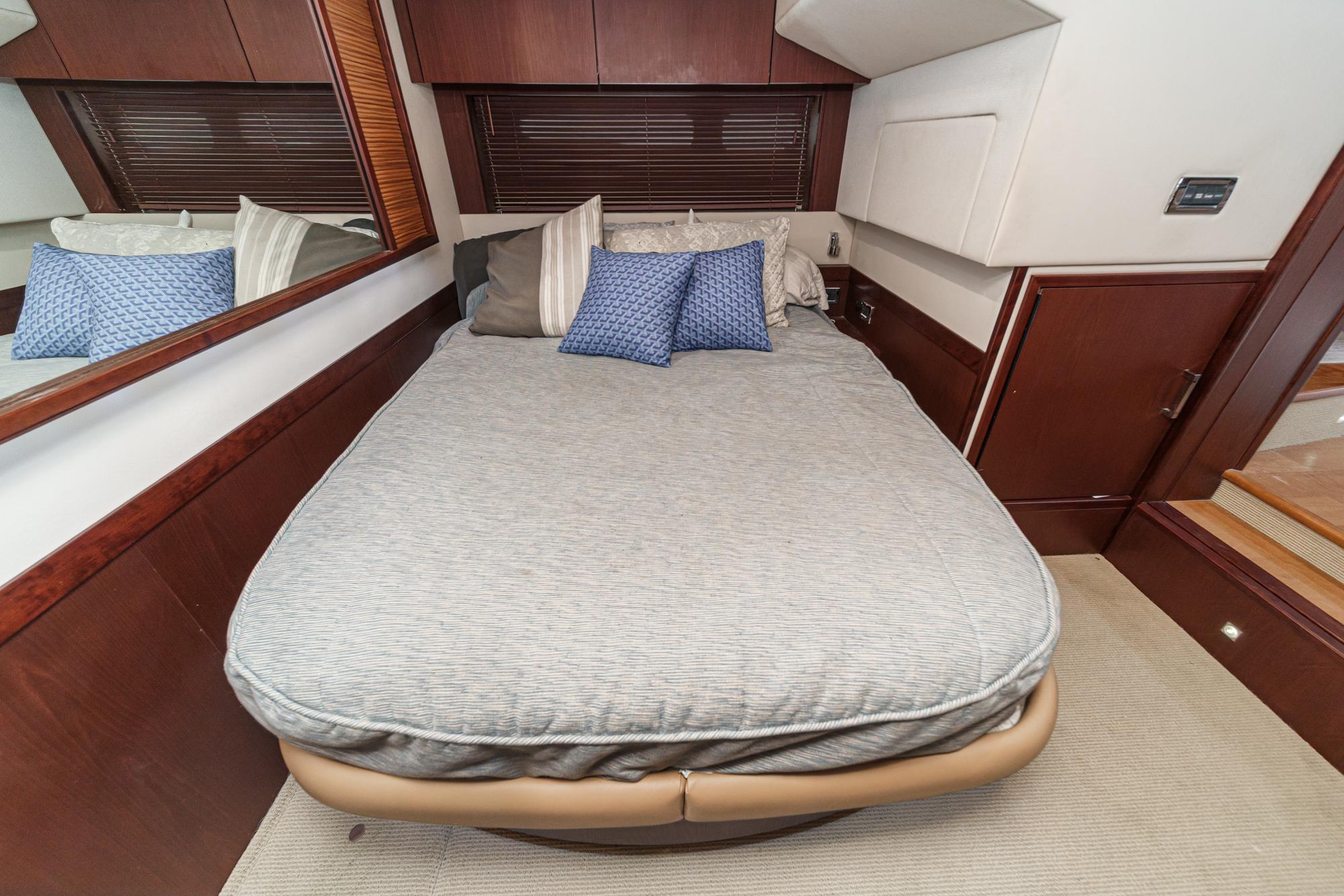 2014 Sea Ray 540 Sundancer #TBMC1870LLC inventory image at Sun Country Yachts, San Diego Marriott Marquis 2014 Sea Ray 540 Sundancer #TBMC1870LLC inventory image at Sun Country Yachts, San Diego Marriott Marquis