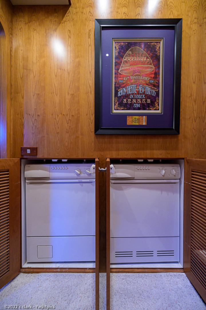 Symbol 58 - Amazing Grace - Laundry