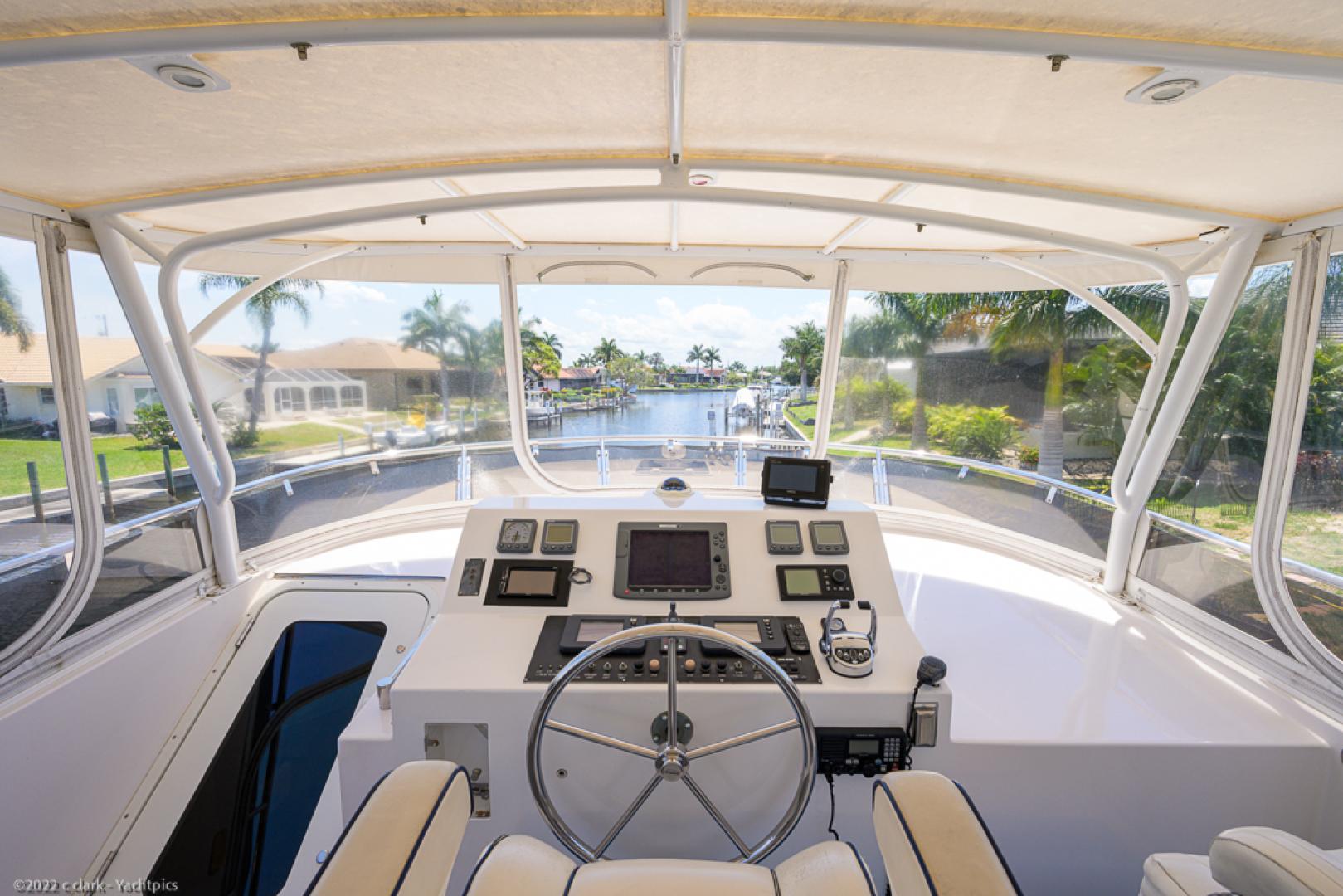 Symbol 58 - Amazing Grace - Flybridge Helm
