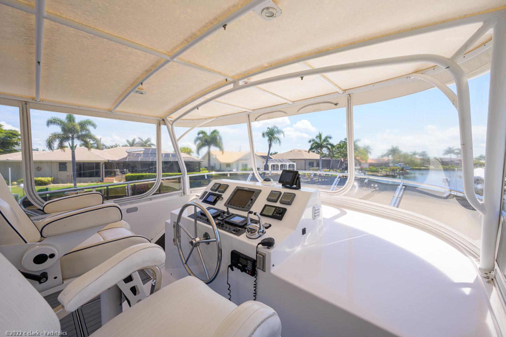 Symbol 58 - Amazing Grace - Flybridge Helm
