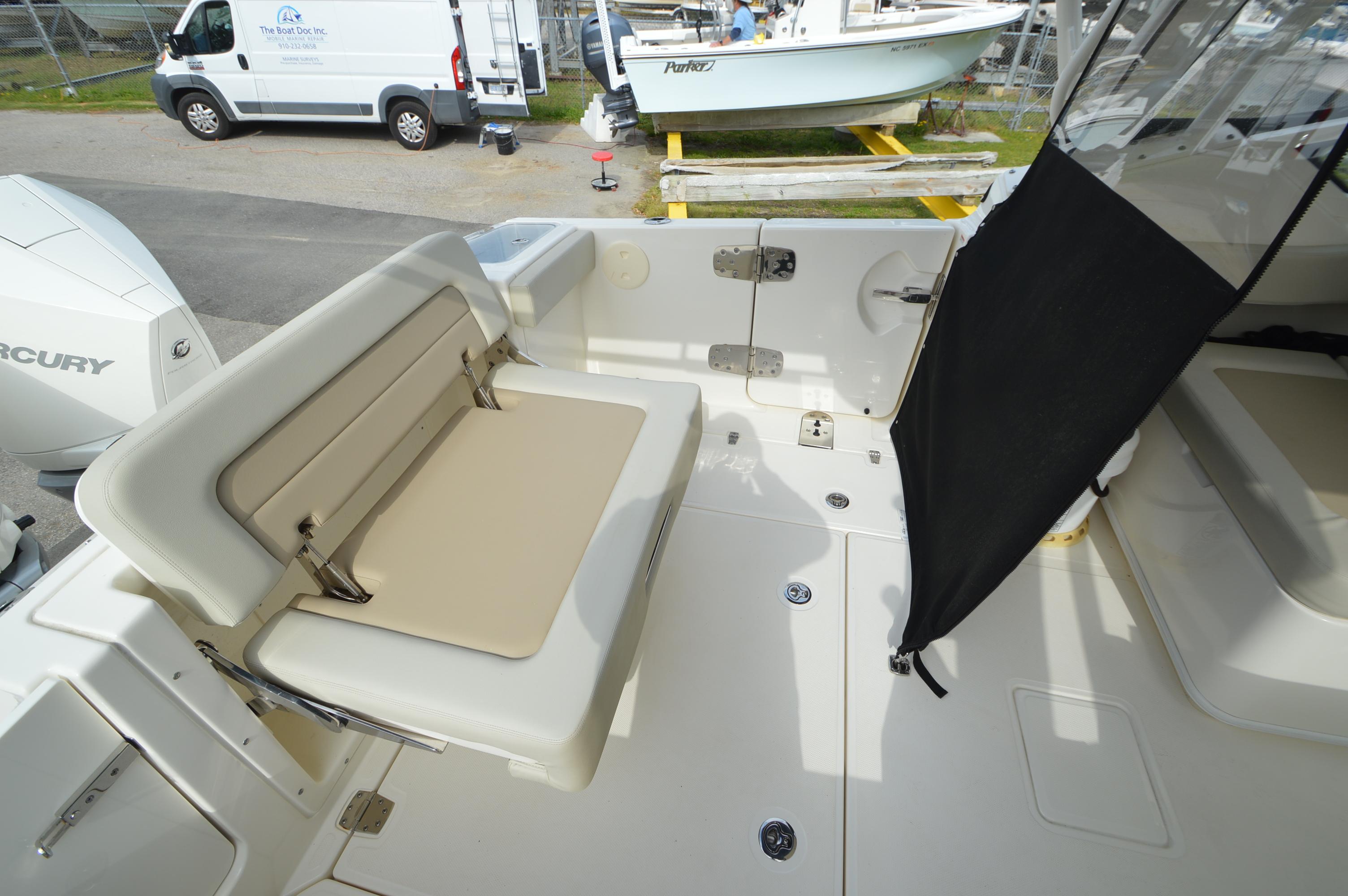 2022-boston-whaler-280-vantage-power-9743159-976016521-0-010420250716-36
