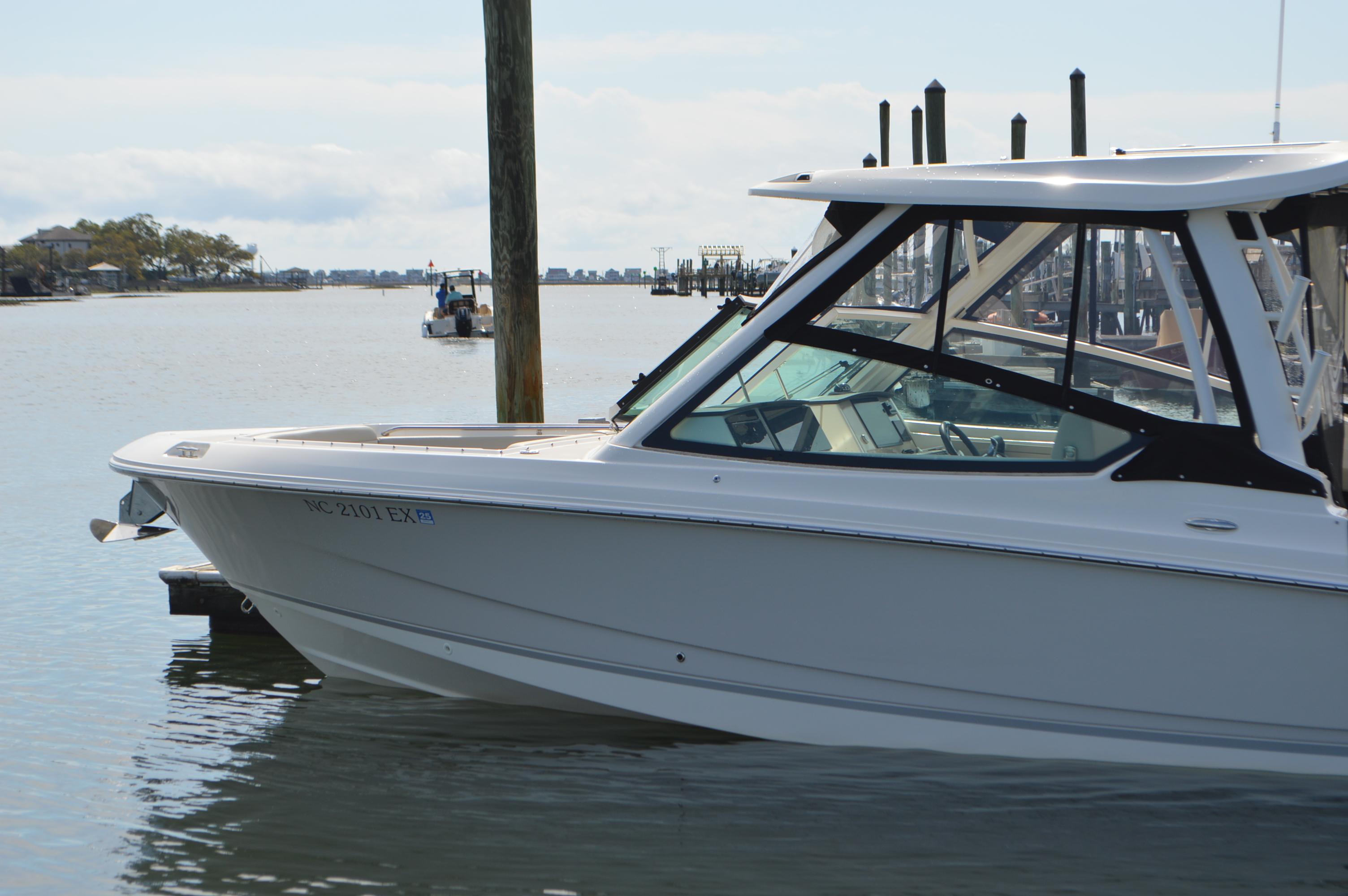 2022-boston-whaler-280-vantage-power-9743159-976653858-0-110420251147-84