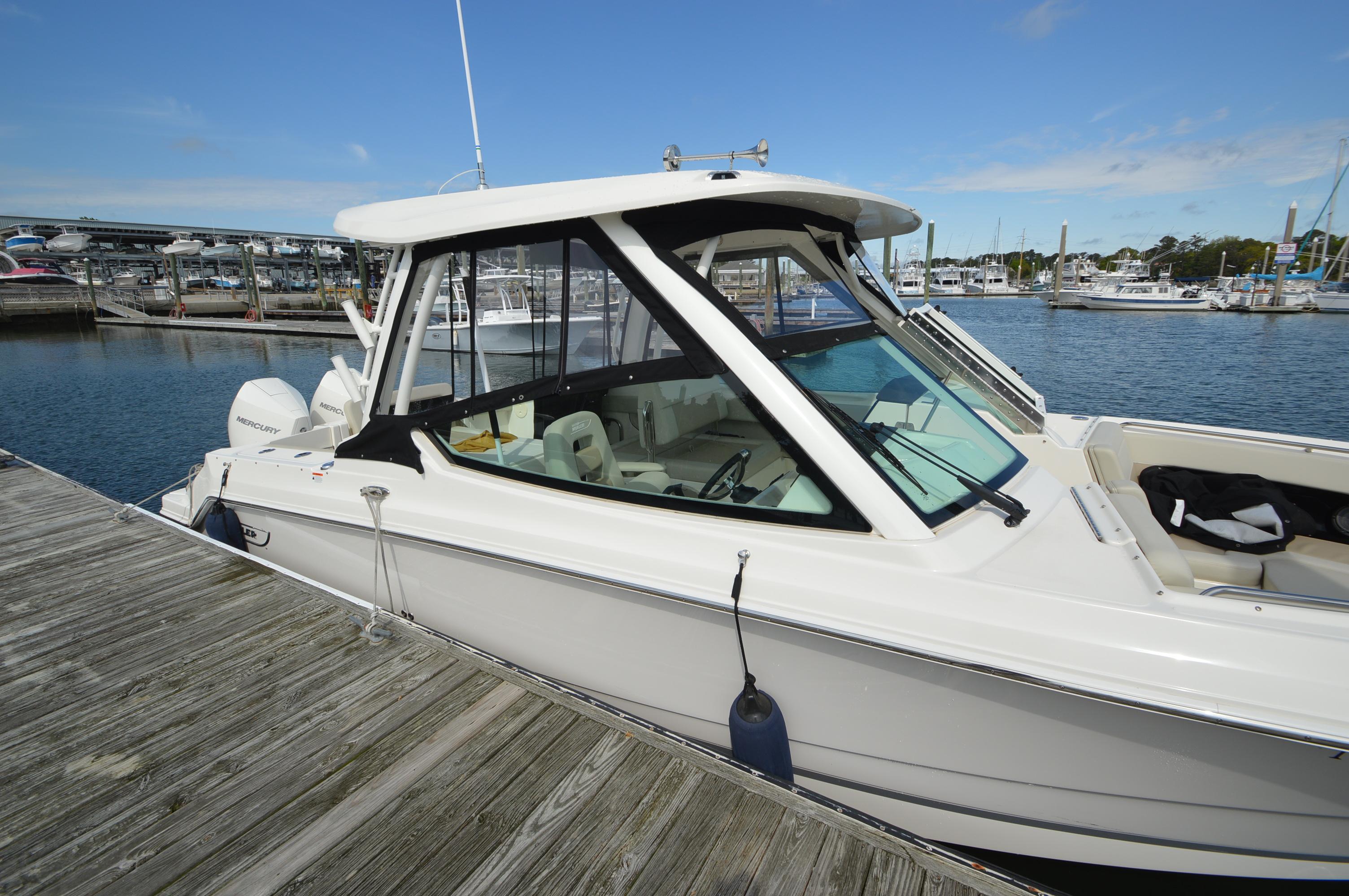 2022-boston-whaler-280-vantage-power-9743159-976653859-0-110420251147-77