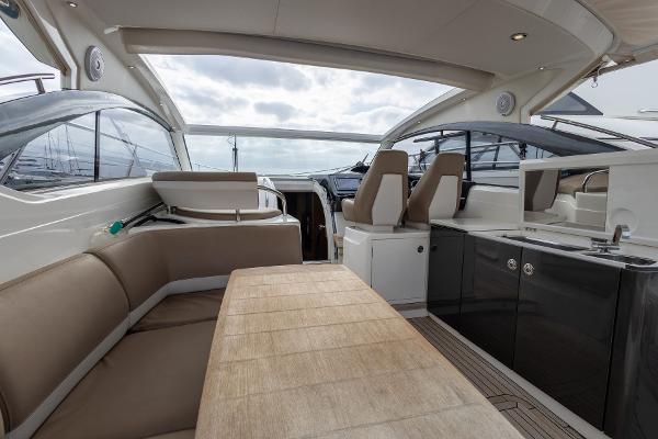 Princess Motor Yacht Sales - Used Princess V39