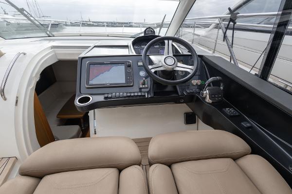 Princess Motor Yacht Sales - Used Princess V39