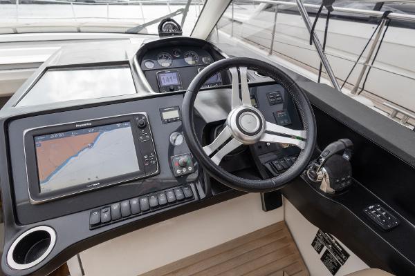 Princess Motor Yacht Sales - Used Princess V39