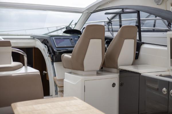 Princess Motor Yacht Sales - Used Princess V39