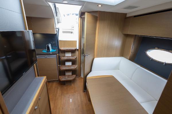 Princess Motor Yacht Sales - Used Princess V39