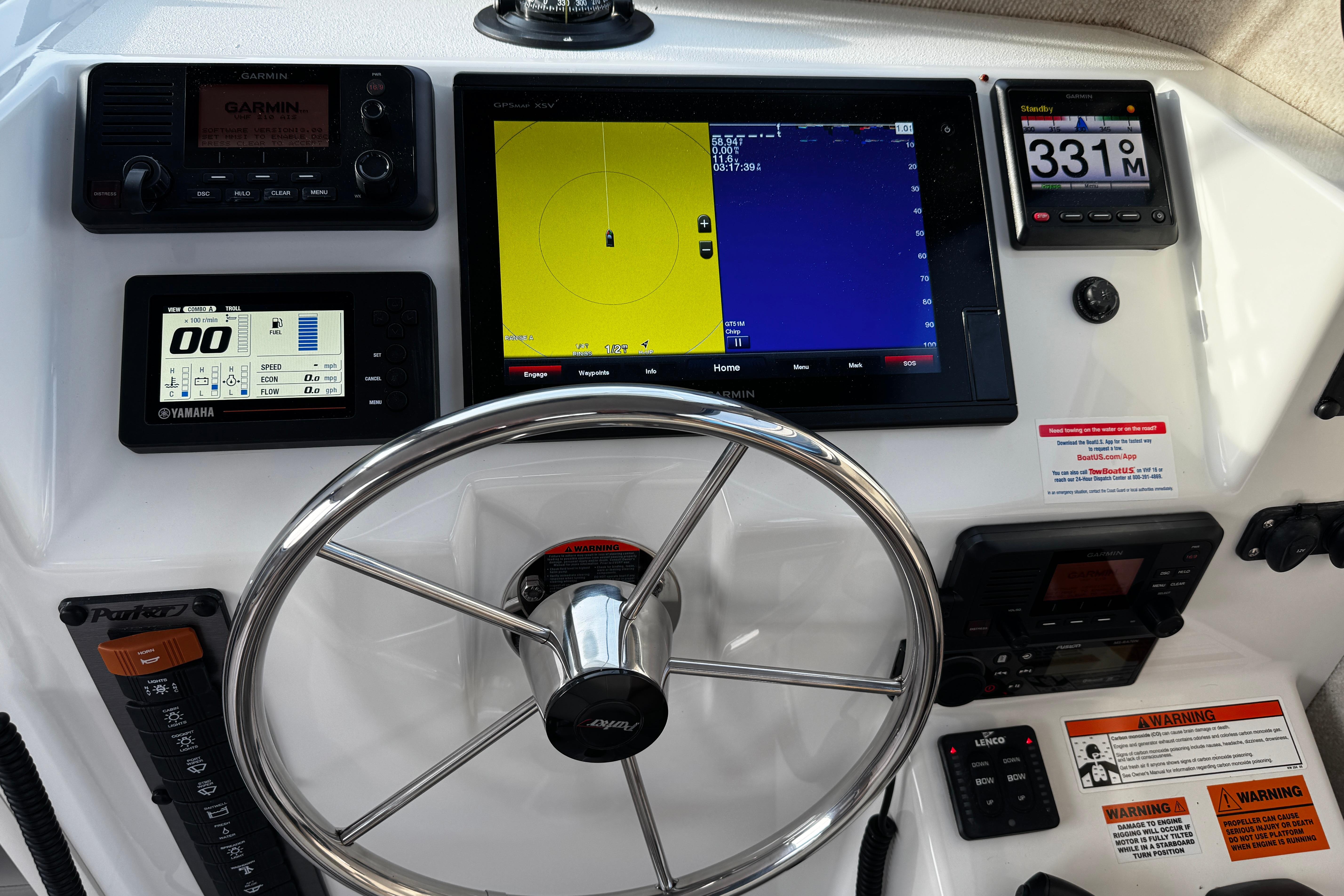 2018-parker-2520-xld-sport-cabin-power-10013106-20251113125928497-3