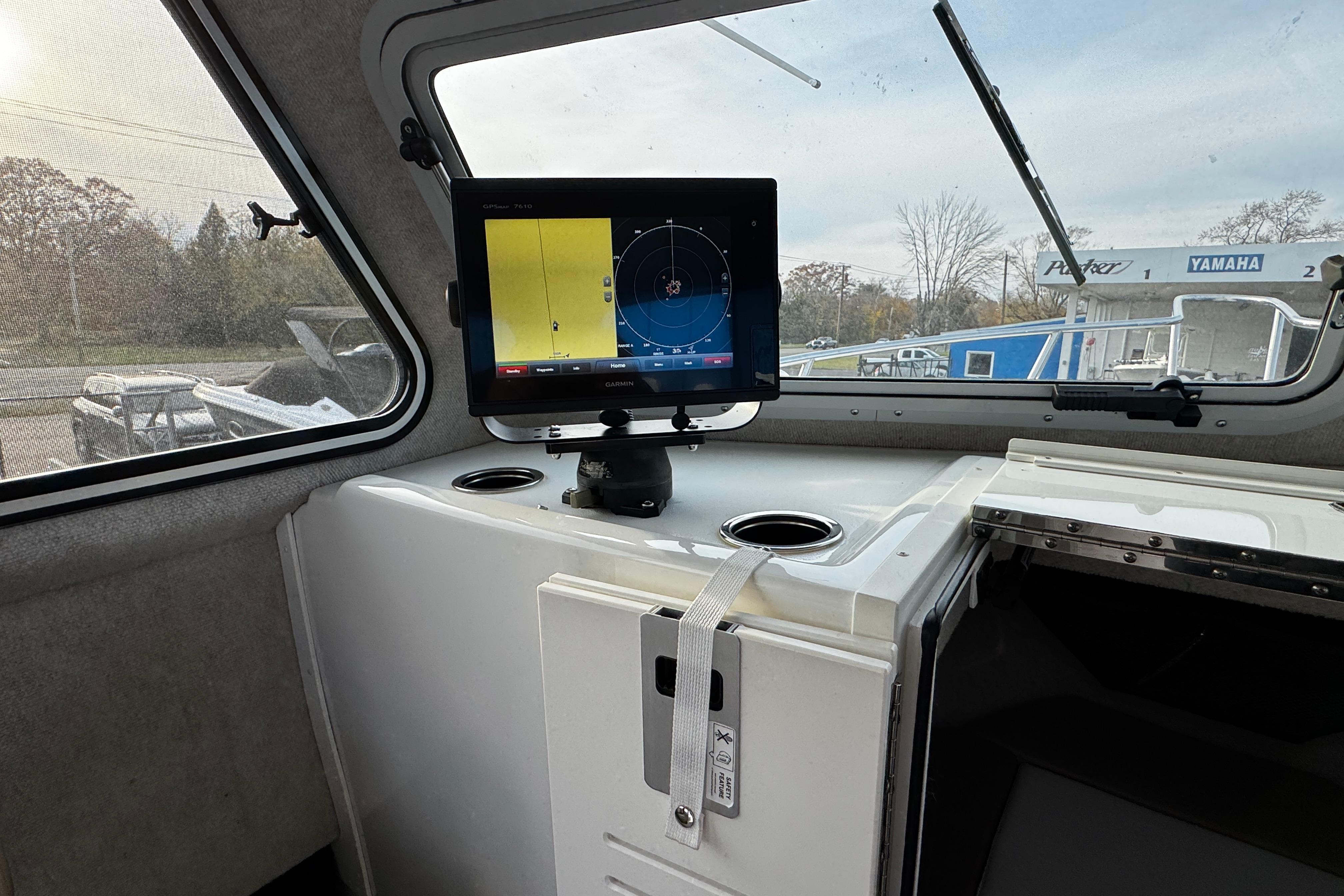 2018-parker-2520-xld-sport-cabin-power-10013106-20251113130006961-1